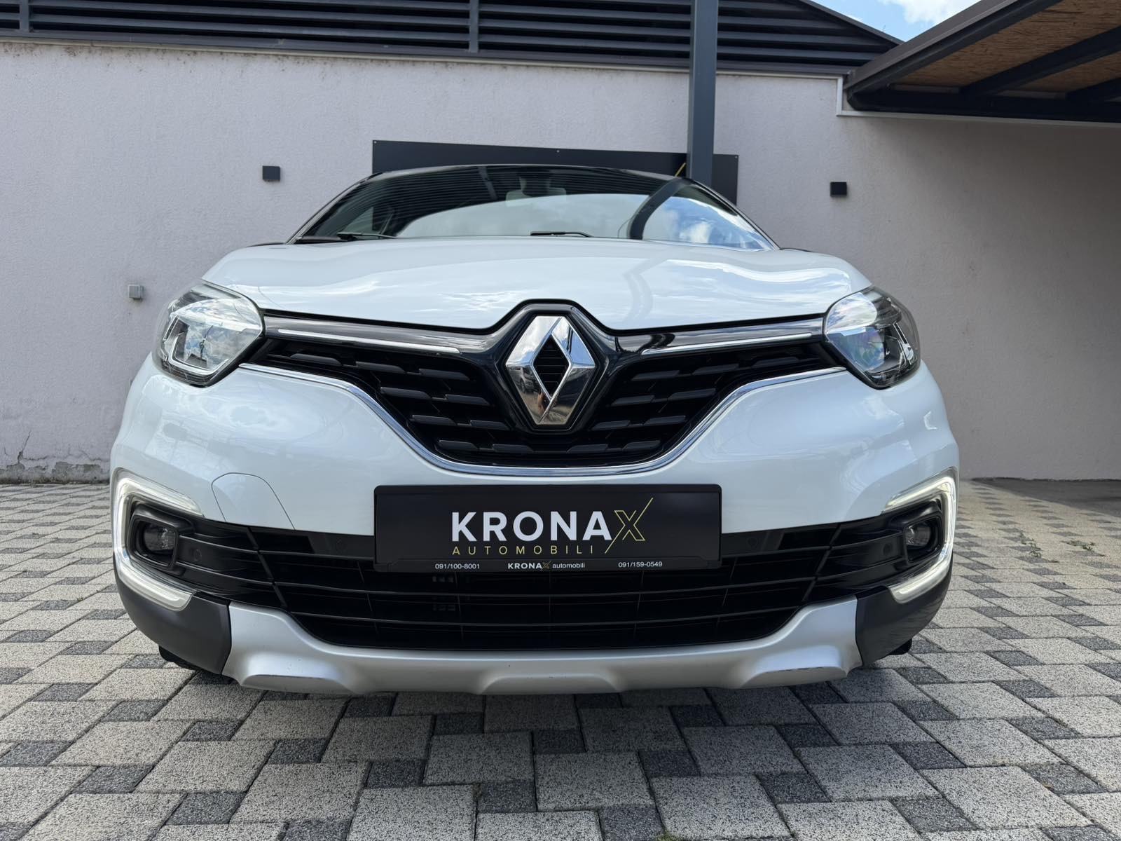 RENAULT CAPTUR TCe 90 (AUT. KLIMA,LED,NAVI,SERVISNA,HR auto…), fotografija 11