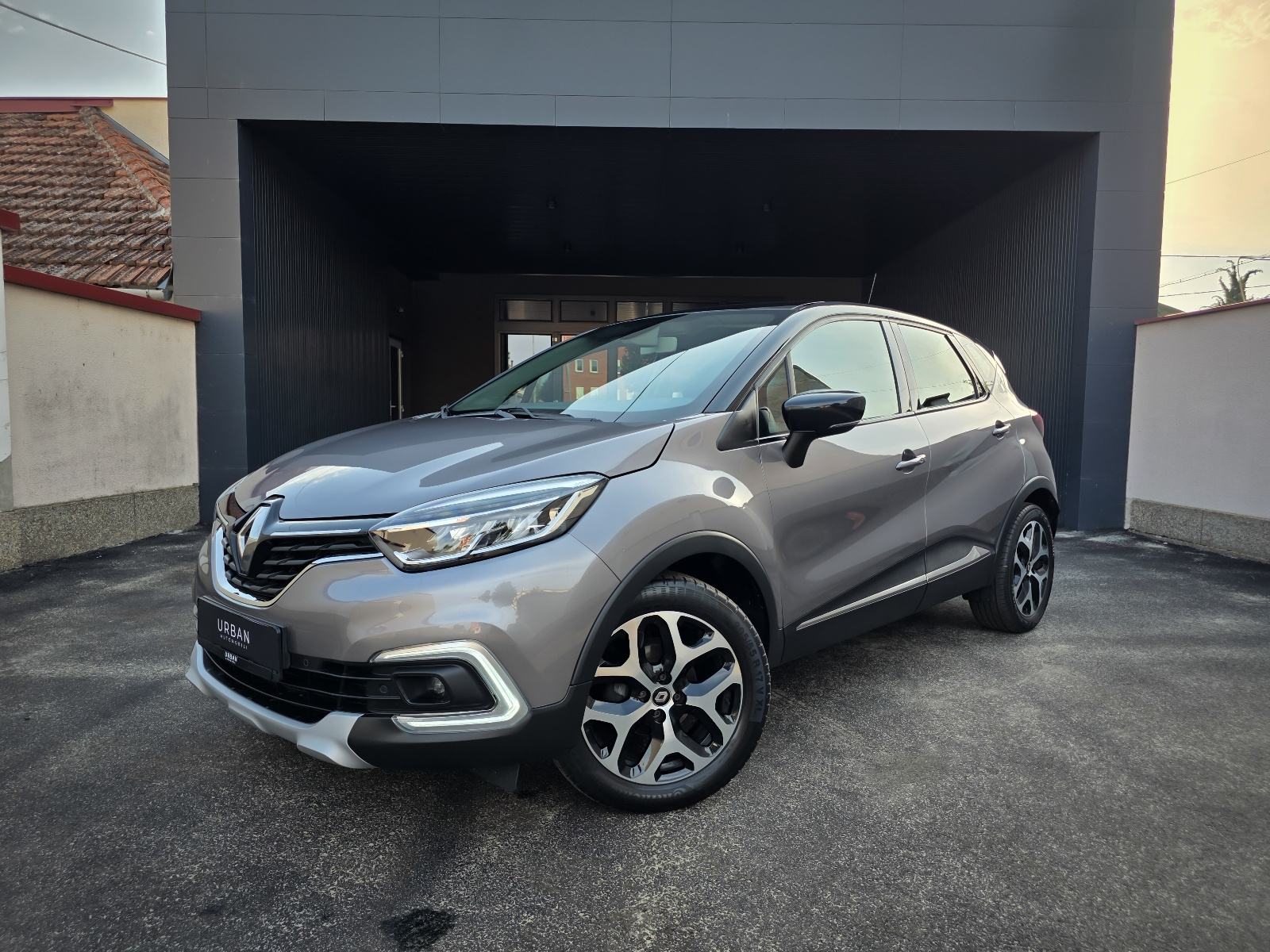 Renault Captur 0.9 TCe, INTENS, pogled izvana - slika 1