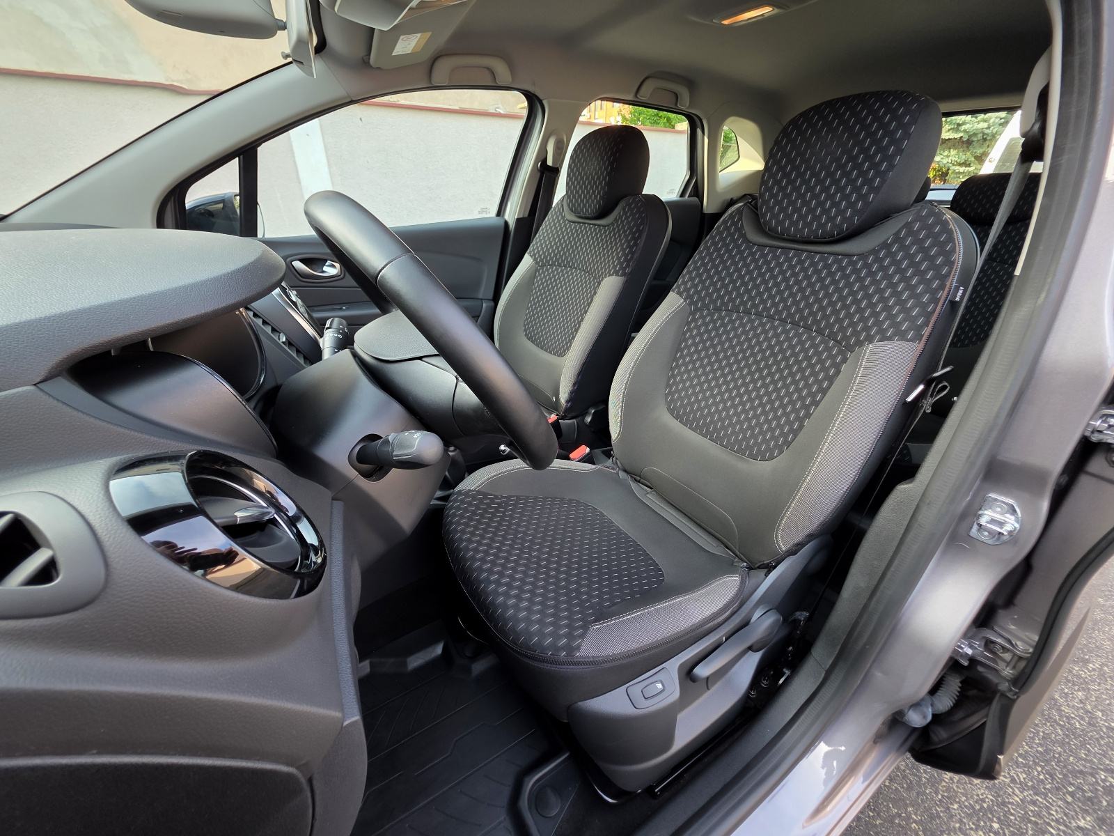 Renault Captur 0.9 TCe, INTENS, fotografija 16