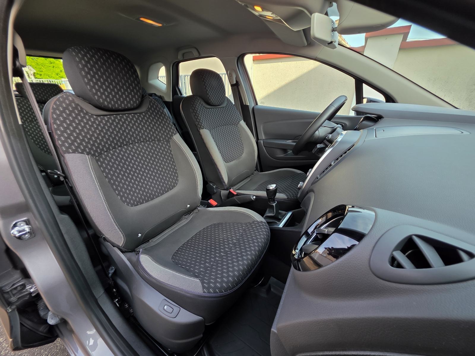 Renault Captur 0.9 TCe, INTENS, fotografija 18