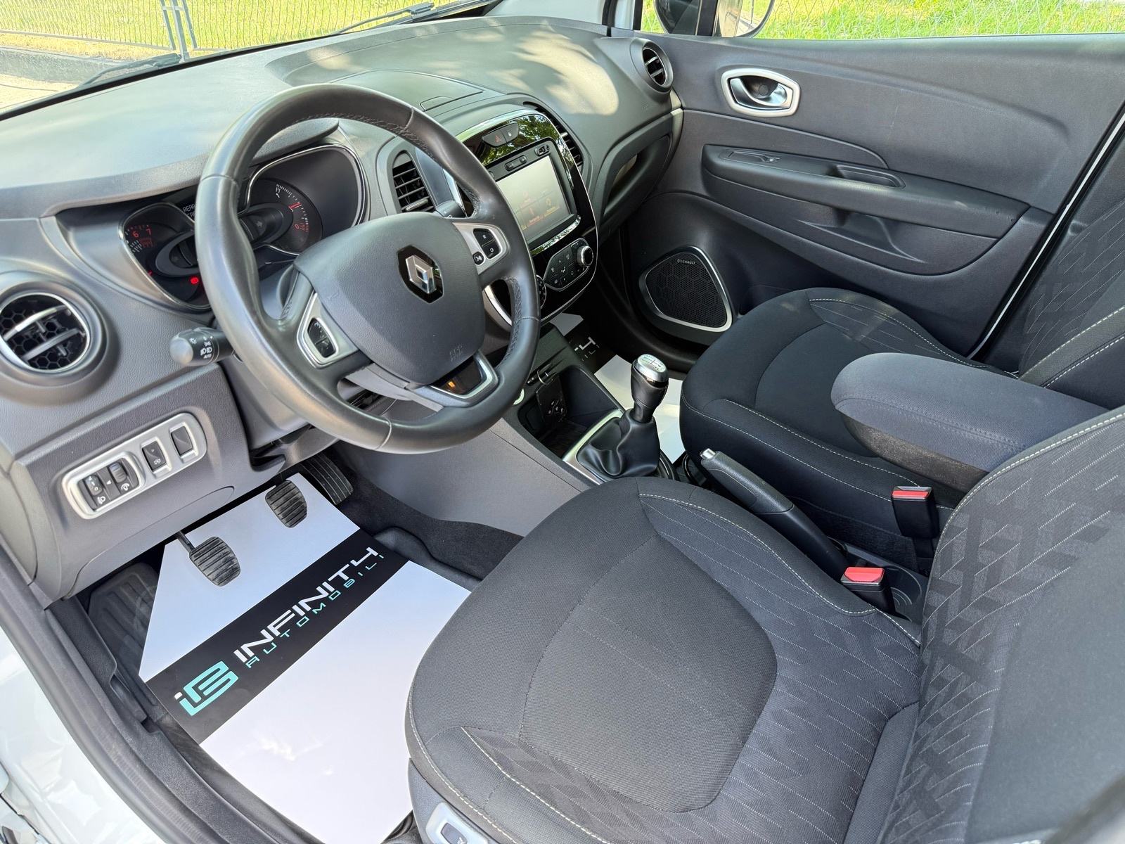 Renault Captur 0.9 TCe LEASING BEZ UČEŠĆA, V. SERVIS, NAVI, ALU, TEMP, fotografija 12