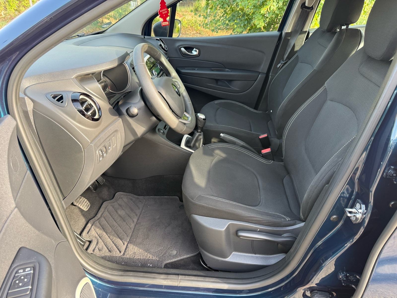Renault Captur 0.9TCE*REDIZAJN*98TKM*TOP STANJE*, fotografija 10