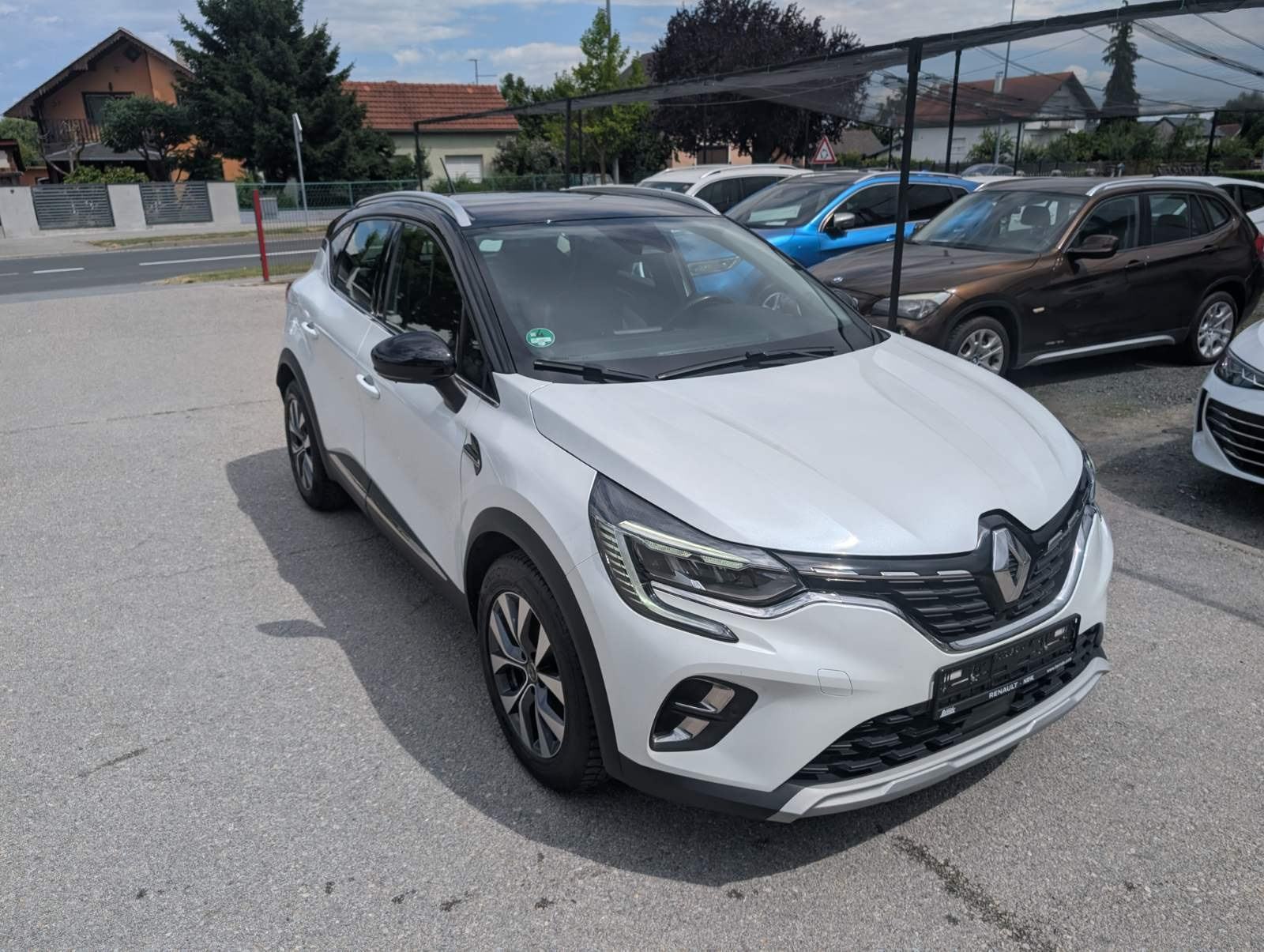 Renault Captur 1.0 Intens, pogled izvana - slika 2