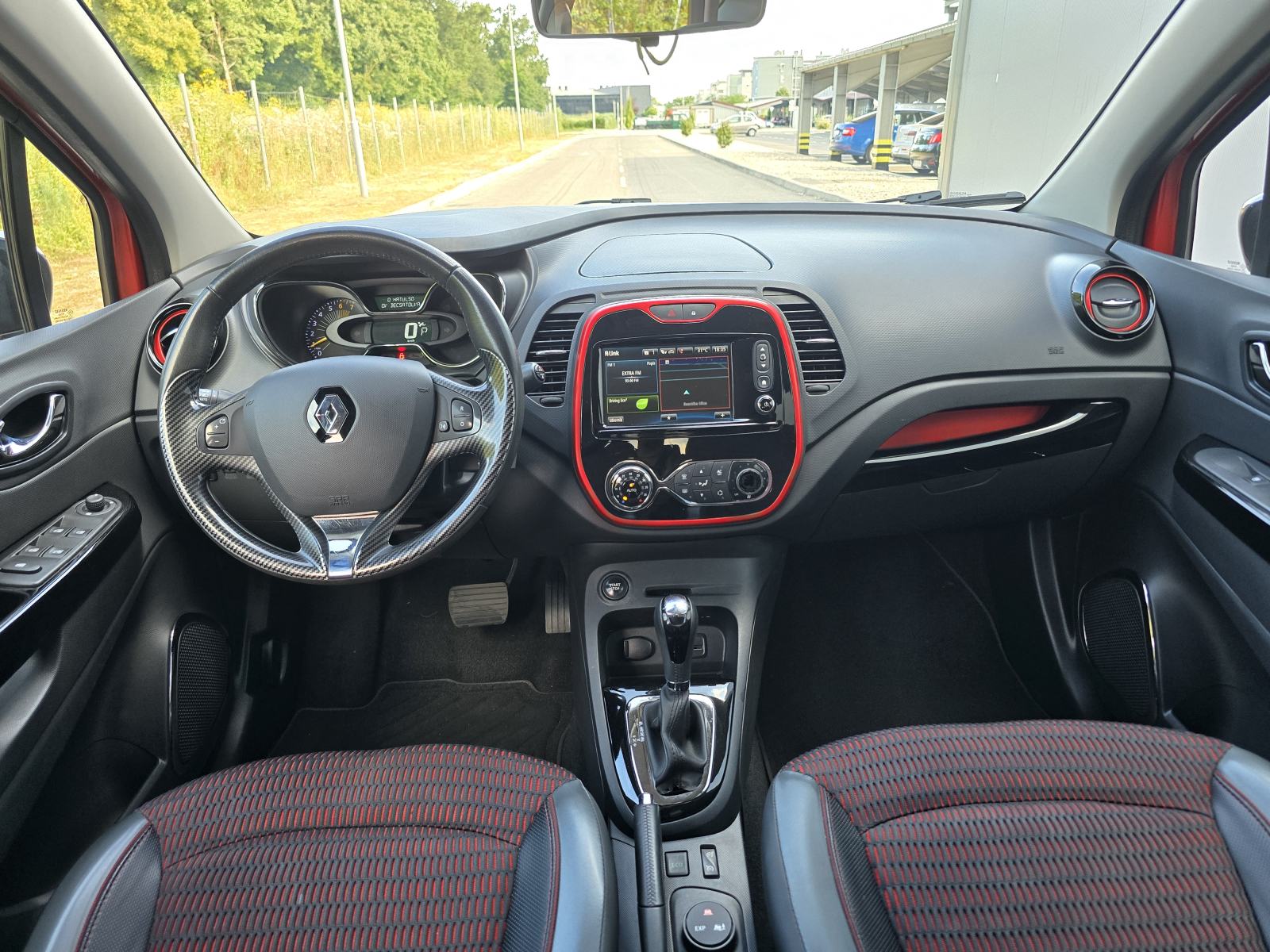 RENAULT CAPTUR 1.2i 120KS HELLY HANSEN * AUTOMATIK * ODLIČNO STANJE *, fotografija 11
