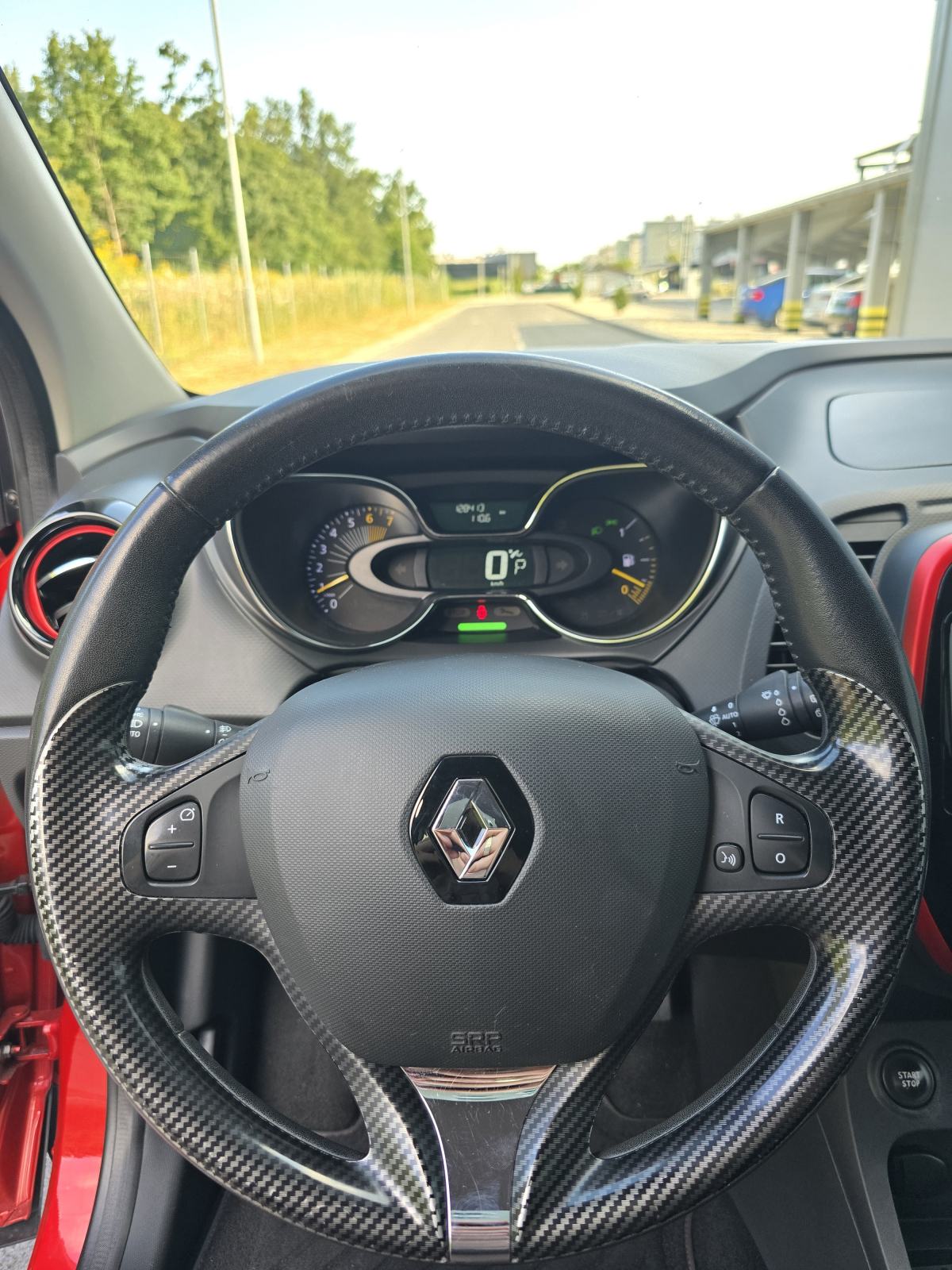 RENAULT CAPTUR 1.2i 120KS HELLY HANSEN * AUTOMATIK * ODLIČNO STANJE *, fotografija 13