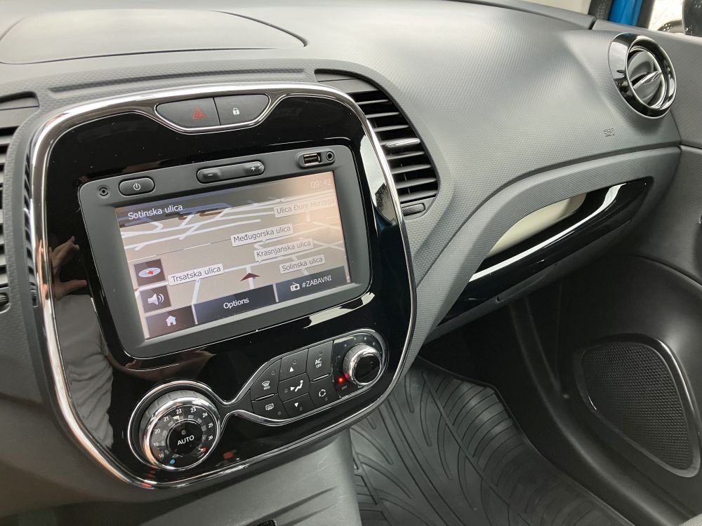 RENAULT CAPTUR 1.2TCe 120KS AUTOMATIC, 105.000KM, BESPRIJEKORAN, fotografija 18
