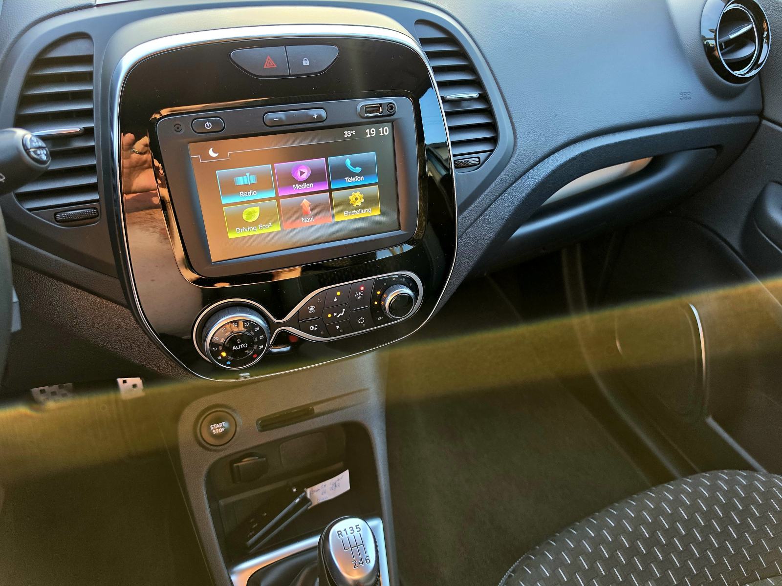 Renault Captur 1.3 BENZIN,ODLIČAN,,SERVISNA,125029KM, fotografija 12