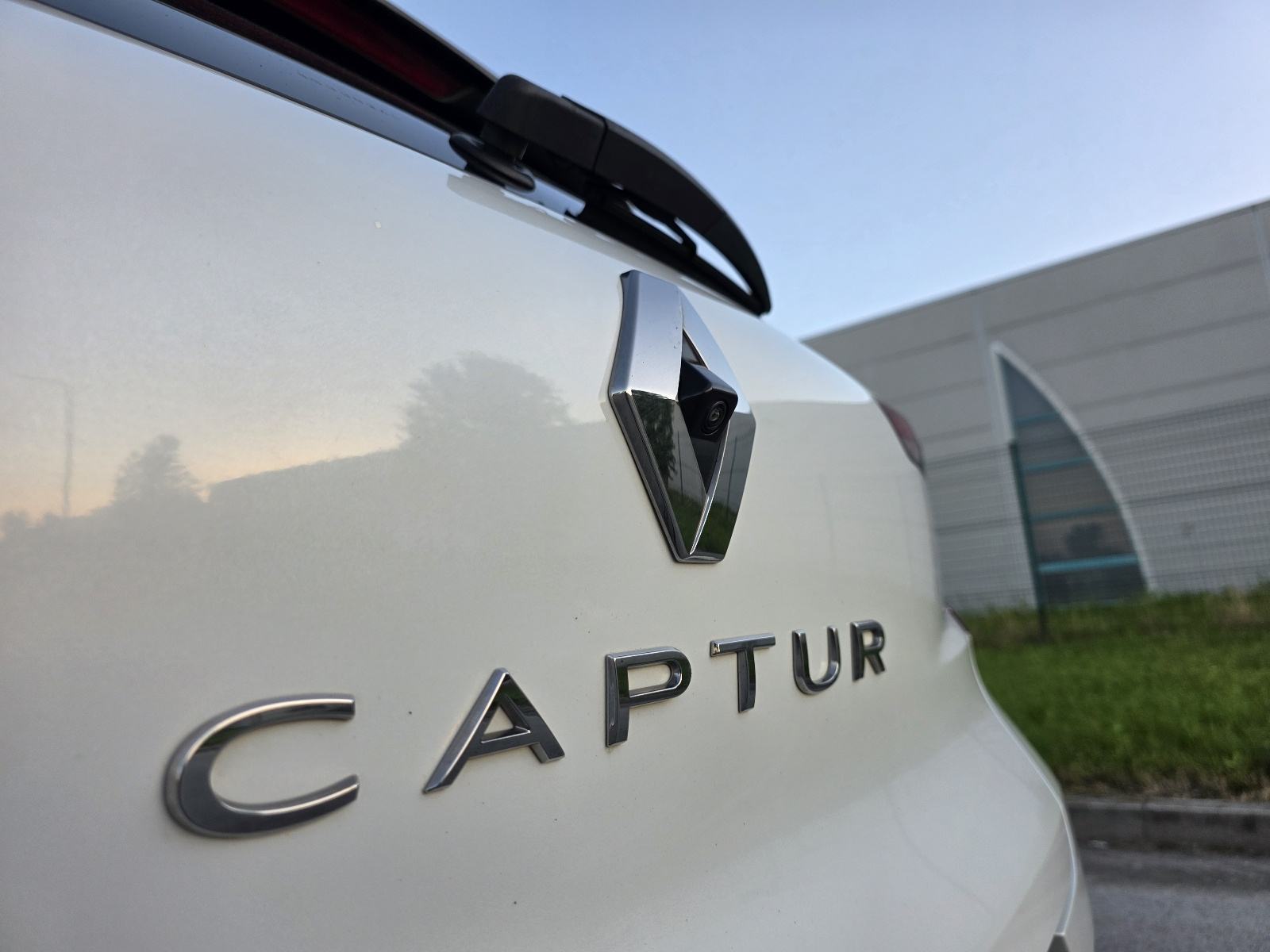 Renault Captur 1.3 TCe 160ks, Automatik EDC, Perla bijeli, INTENS, fotografija 20