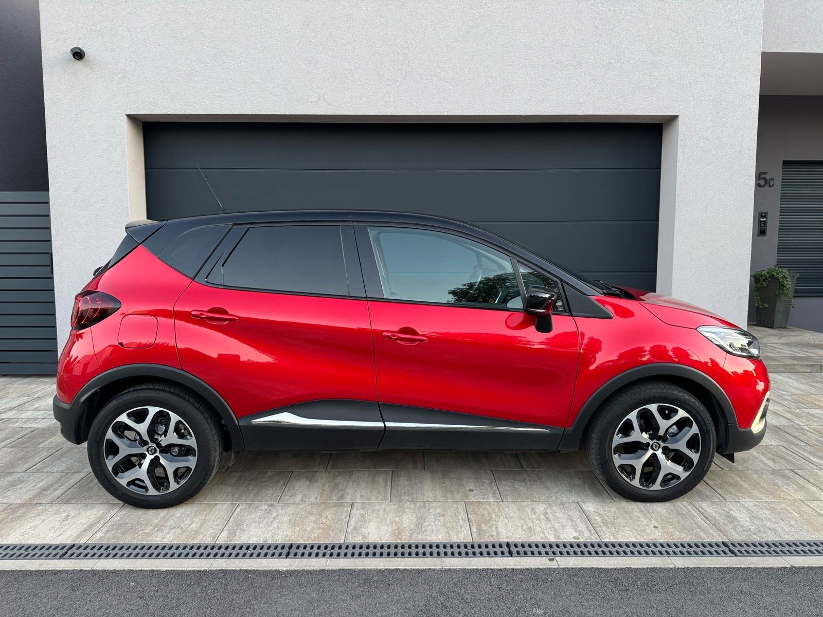 Renault Captur 1.3 TCe - INTENS, KAMERA, JAMSTVO, KREDIT, LEASING, fotografija 10