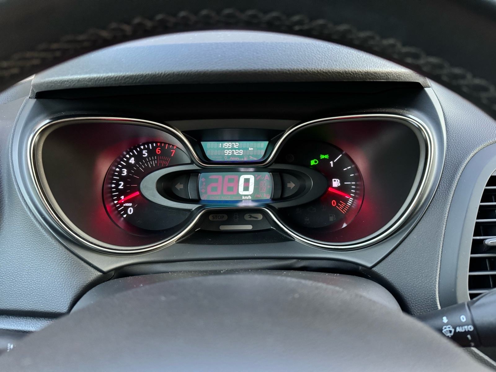 Renault Captur 1.3 TCe - INTENS, KAMERA, JAMSTVO, KREDIT, LEASING, fotografija 18