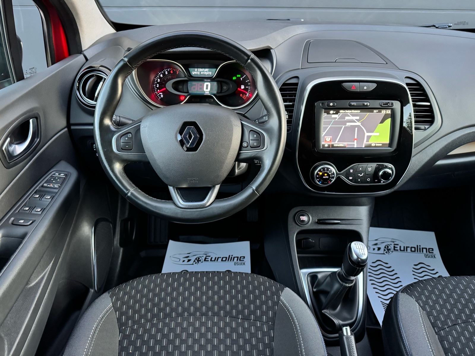 Renault Captur 1.3 TCe - INTENS, KAMERA, JAMSTVO, KREDIT, LEASING, fotografija 17