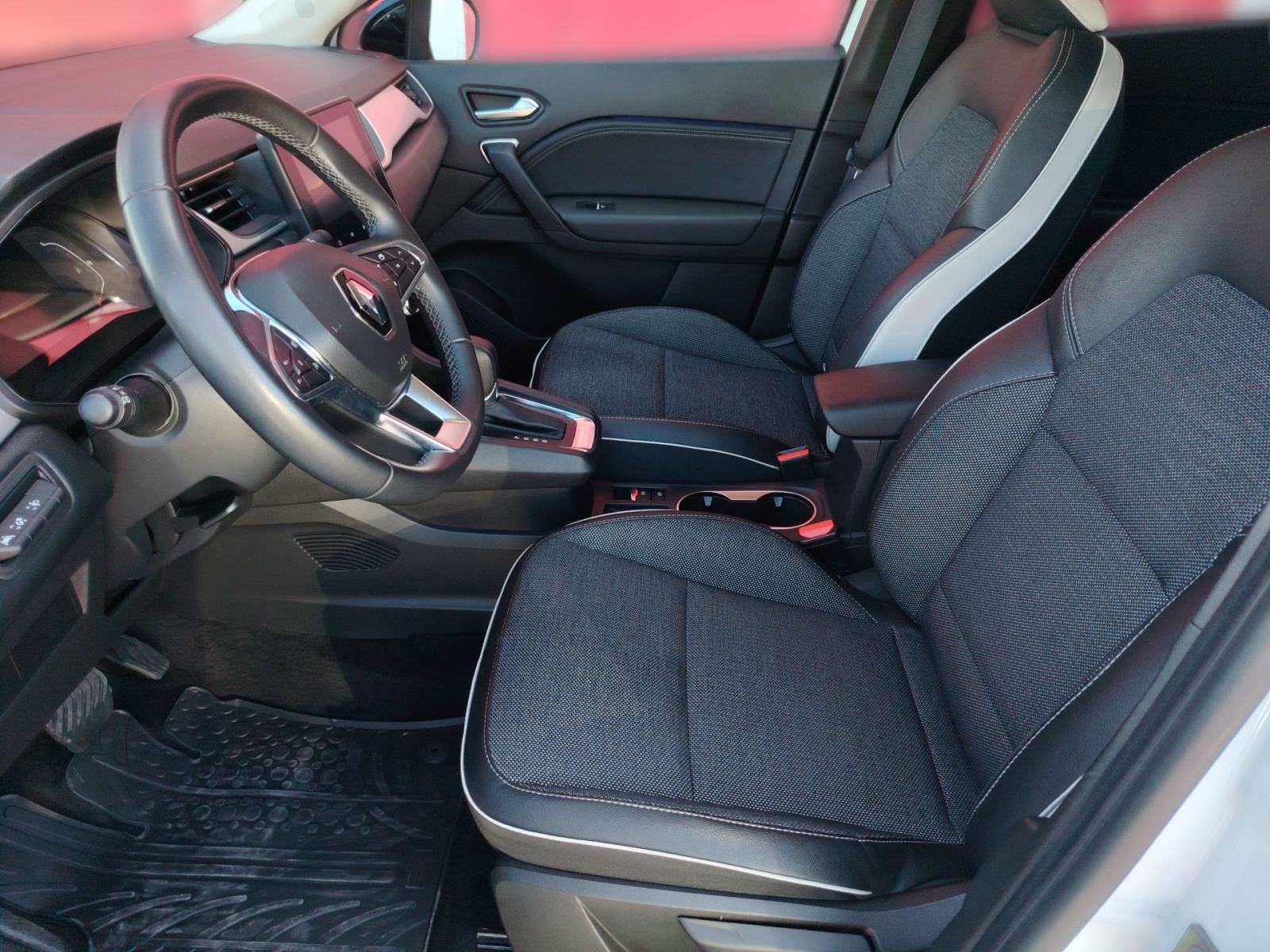 Renault Captur 1.3 TCE TECHNO - 3 godine jamstva, fotografija 14