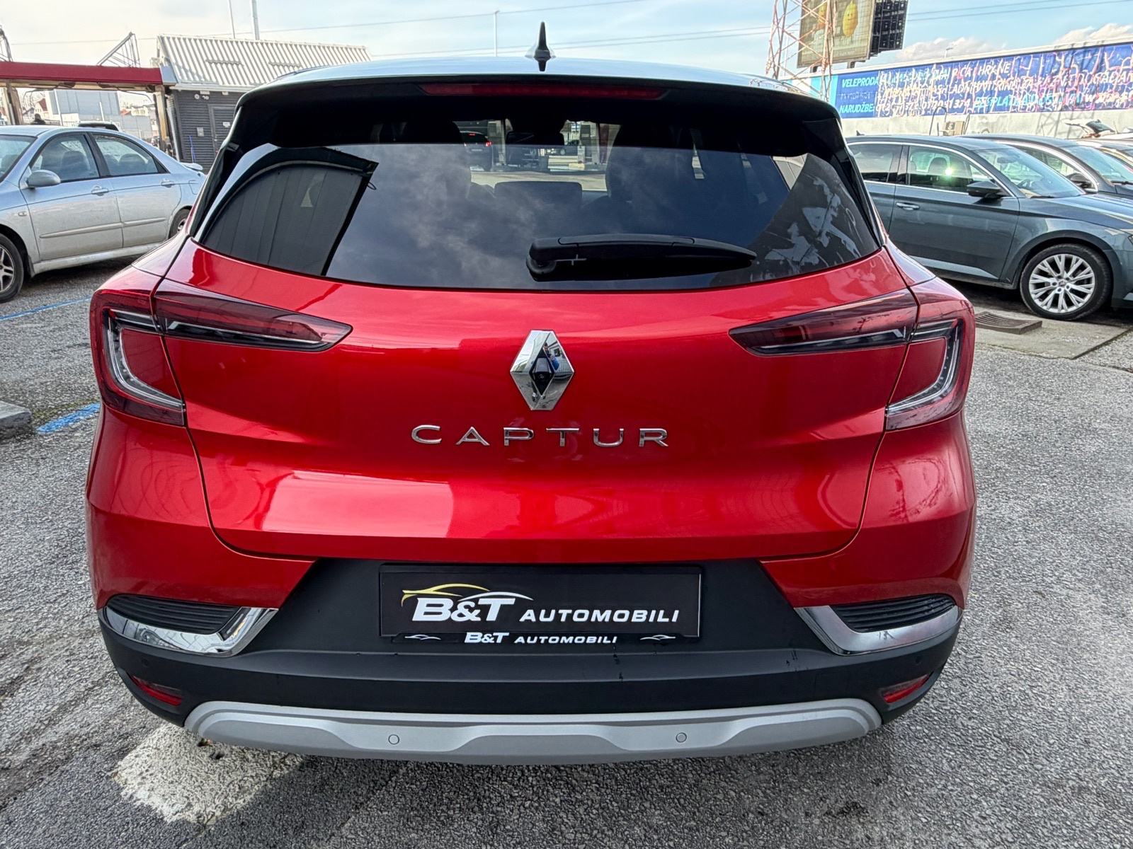 Renault Captur 1,3 TCe Techno-Automatik, fotografija 6