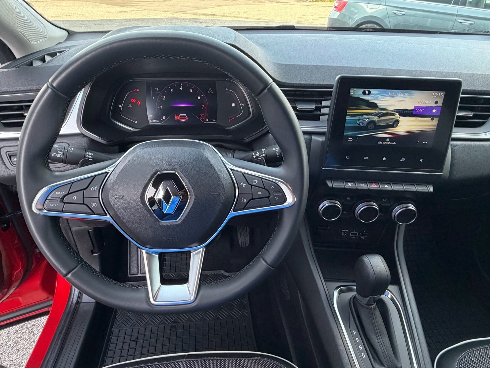 Renault Captur 1,3 TCe Techno-Automatik, fotografija 12