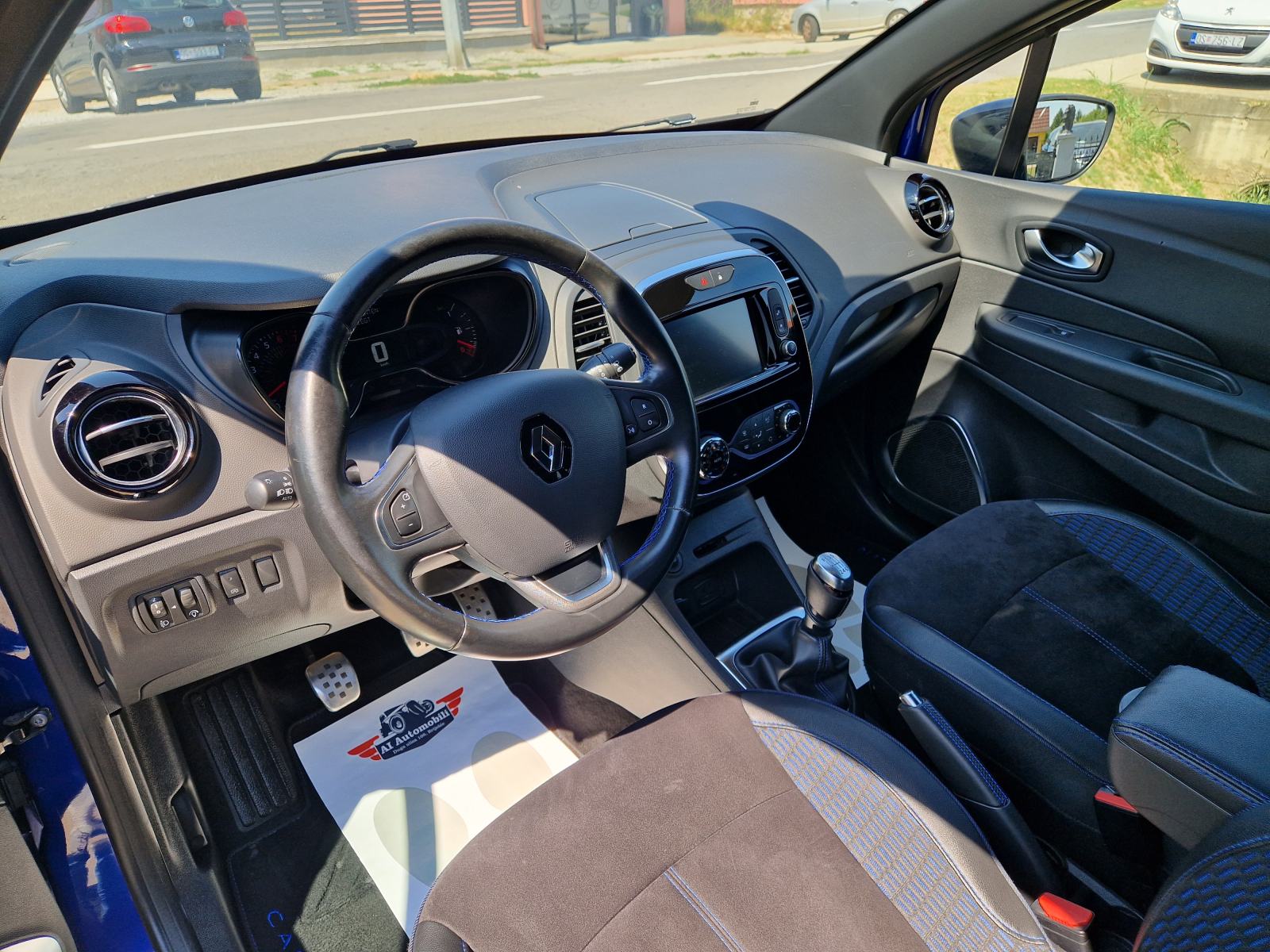 Renault Captur 1.3TCe 80TKM,NAVI,LED,ALU,PDC,KOŽA,TEMPOMAT,GR.SJEDALA,, fotografija 14
