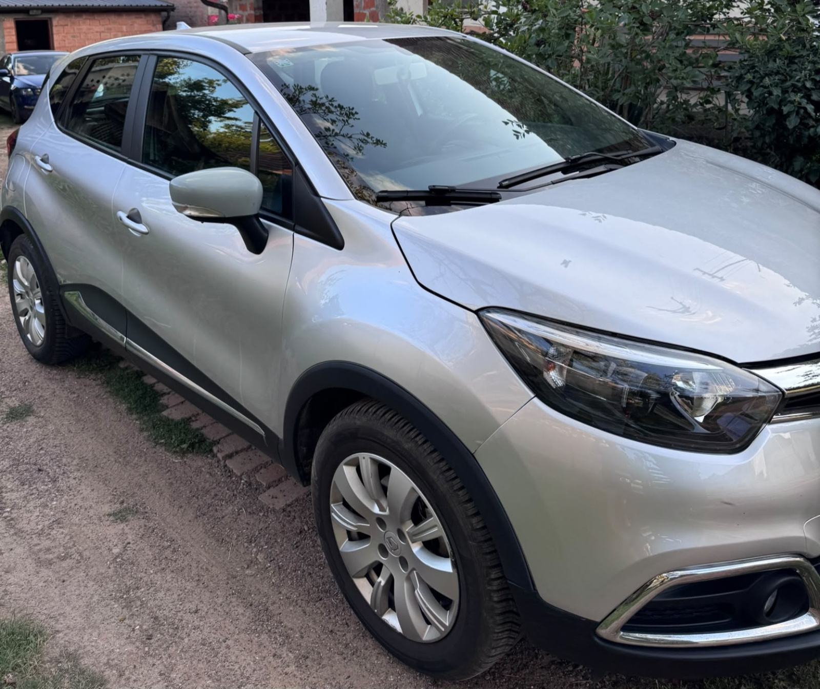 Renault Captur 1.5 dCi (2014.) – 66 kW/90 KS | Reg. 06/2027, fotografija 12