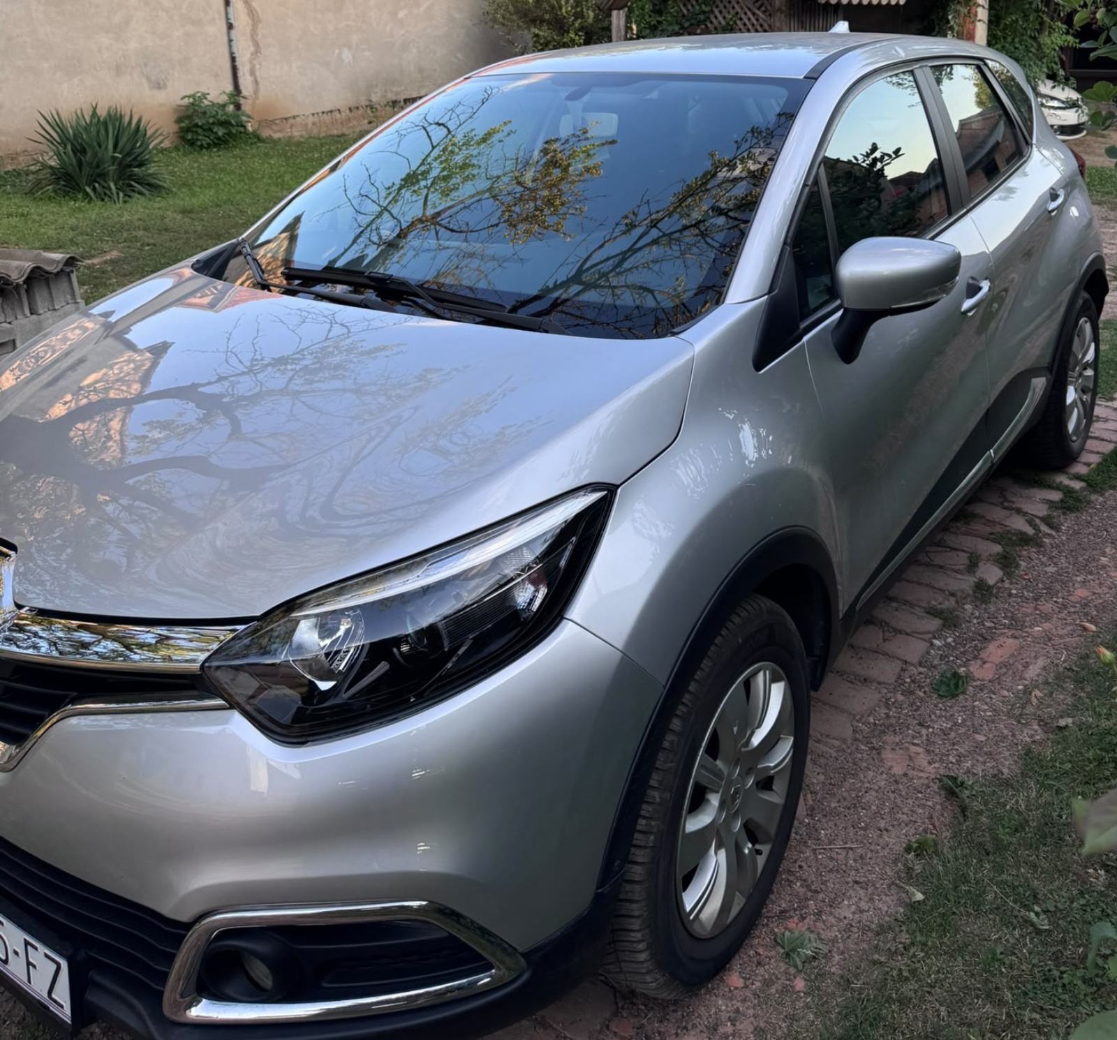 Renault Captur 1.5 dCi (2014.) – 66 kW/90 KS | Reg. 06/2027, fotografija 11