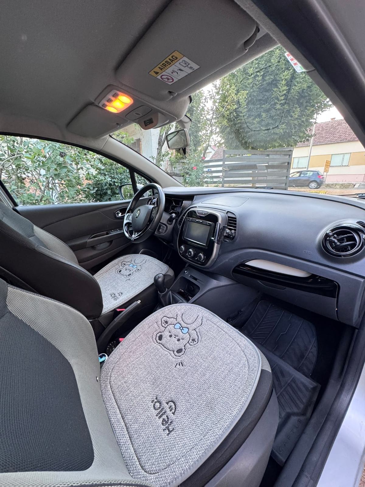 Renault Captur 1.5 dCi (2014.) – 66 kW/90 KS | Reg. 06/2027, fotografija 9
