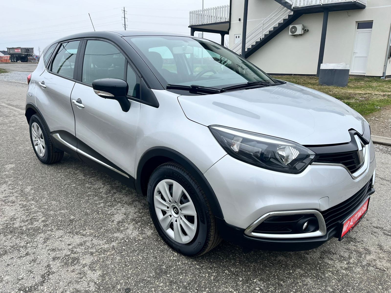 Renault Captur 1.5 dCi-2018gd.md-NAVIGACIJA-166tkm,klima,tempo,KARTICE, fotografija 3