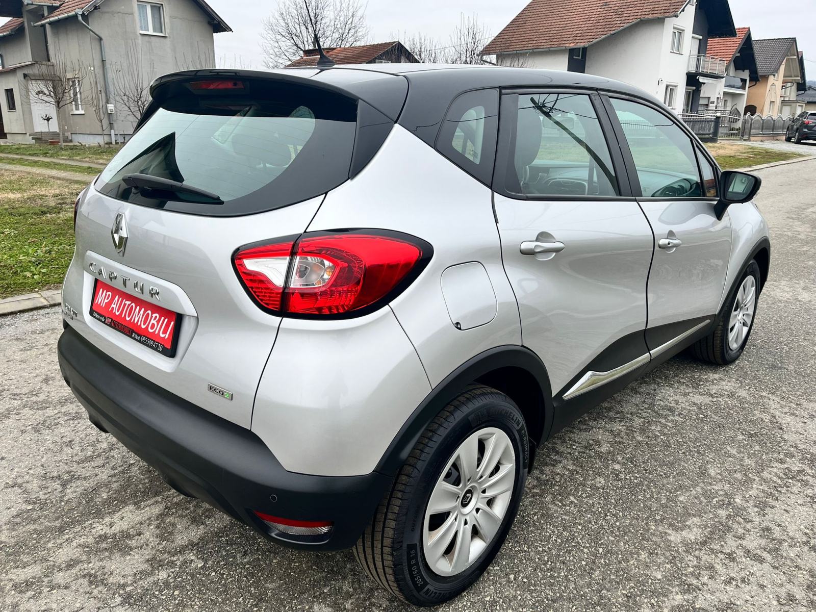 Renault Captur 1.5 dCi-2018gd.md-NAVIGACIJA-166tkm,klima,tempo,KARTICE, fotografija 4