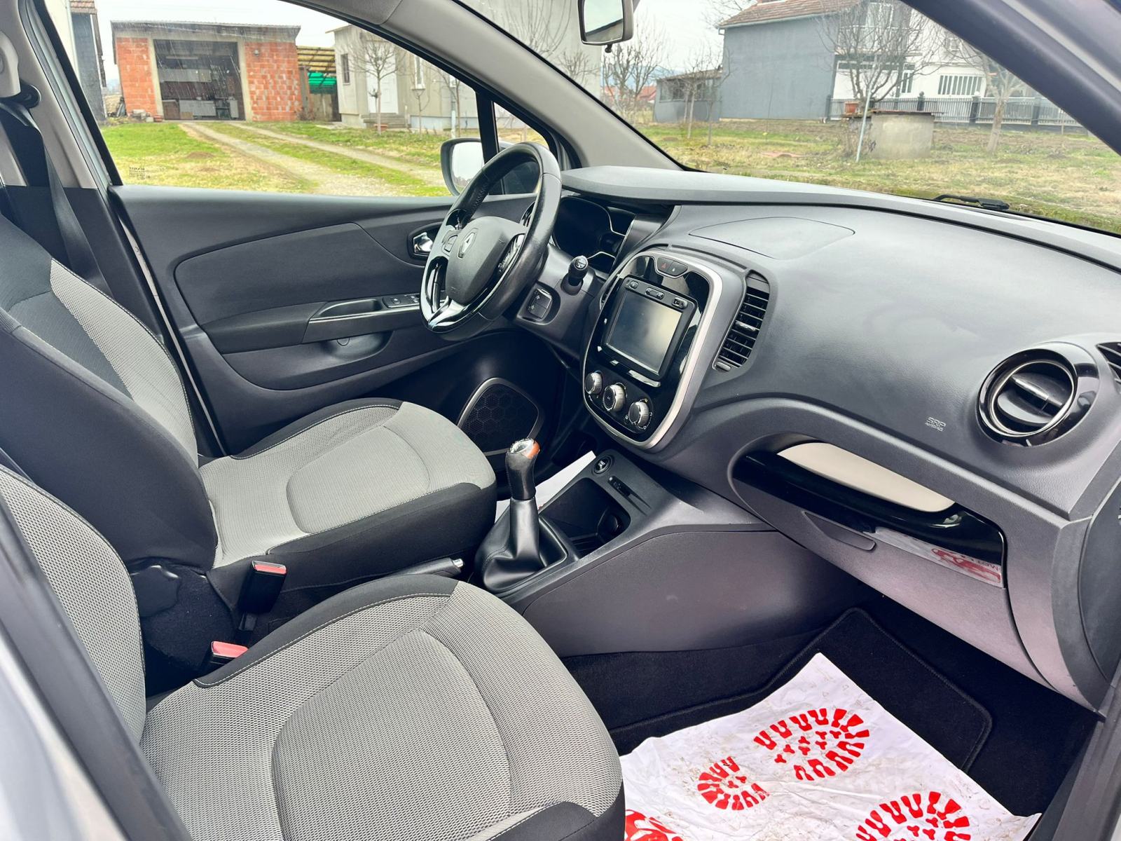 Renault Captur 1.5 dCi-2018gd.md-NAVIGACIJA-166tkm,klima,tempo,KARTICE, fotografija 8
