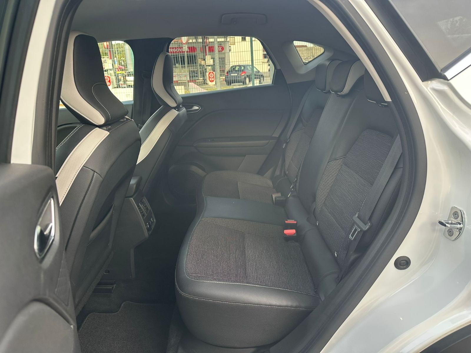 Renault Captur 1.5 dCi 85kw 111000km, fotografija 9
