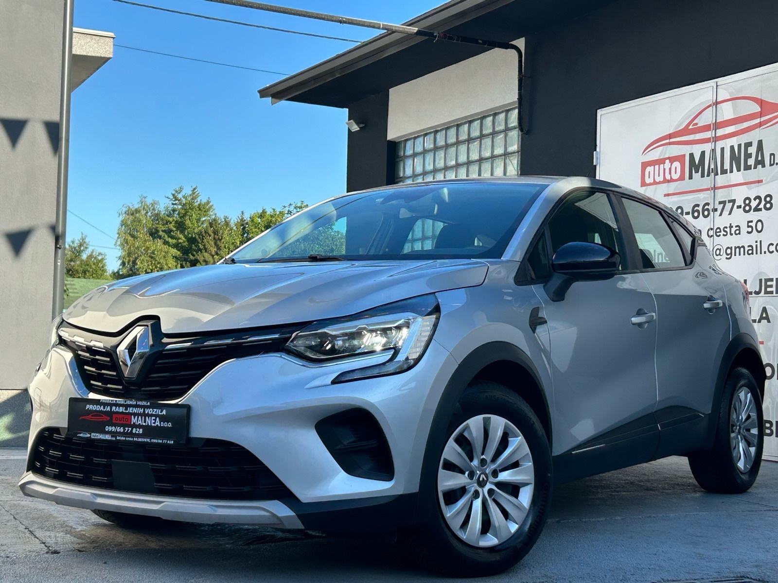 Renault Captur 1.5 dci 85KW 2021G.NOVI MODEL LED TOP STANJE SERVISNA, fotografija 1