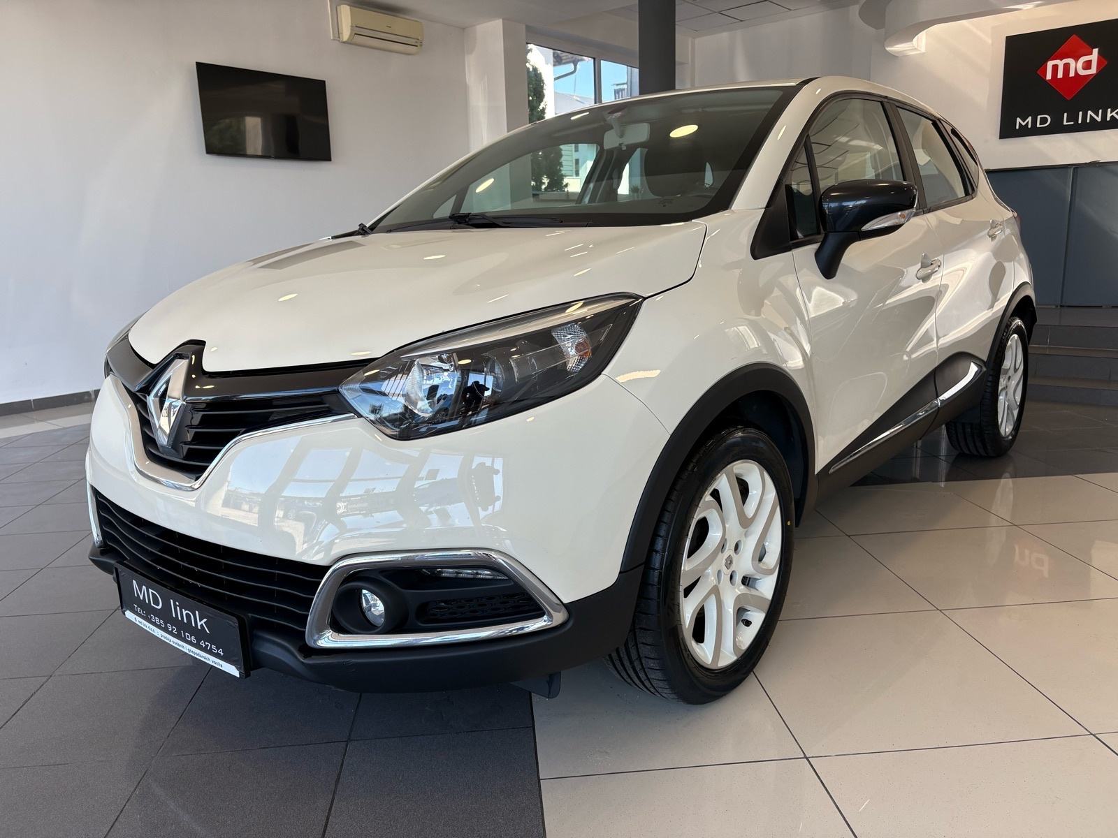 Renault Captur 1,5 dCi 90 Energy Zen, fotografija 13