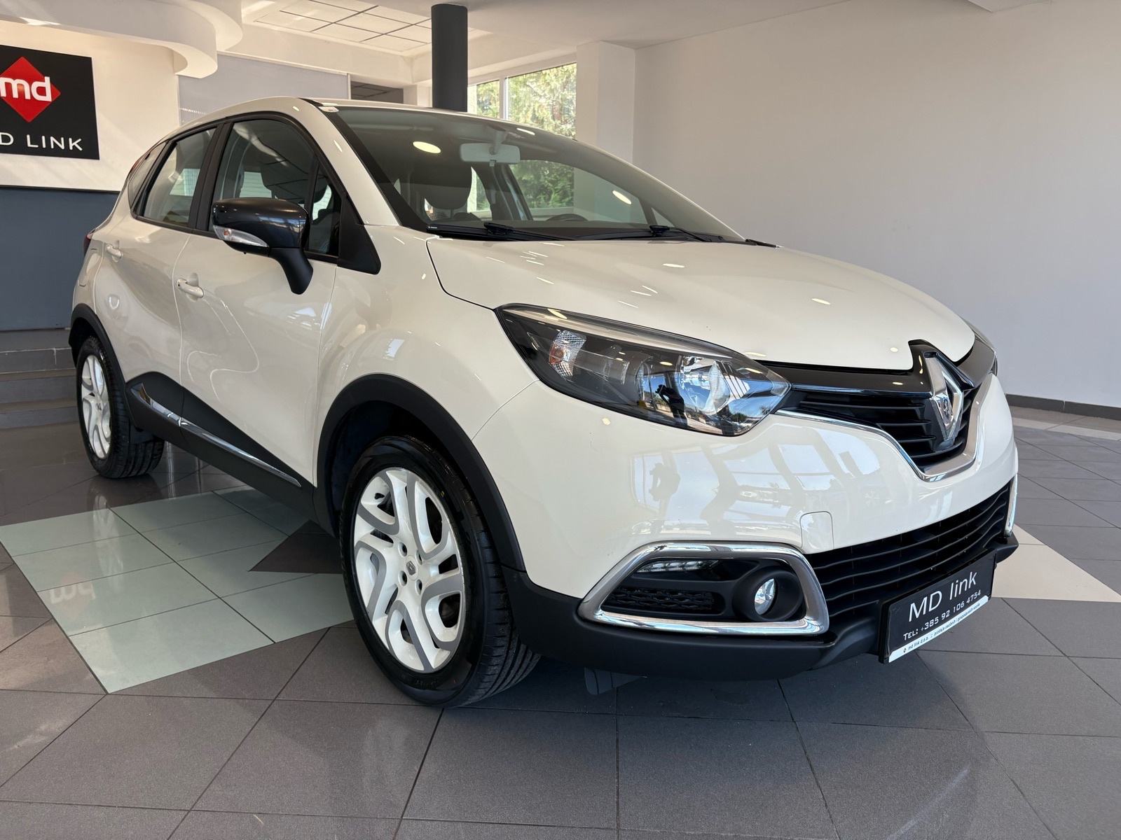 Renault Captur 1,5 dCi 90 Energy Zen, fotografija 3