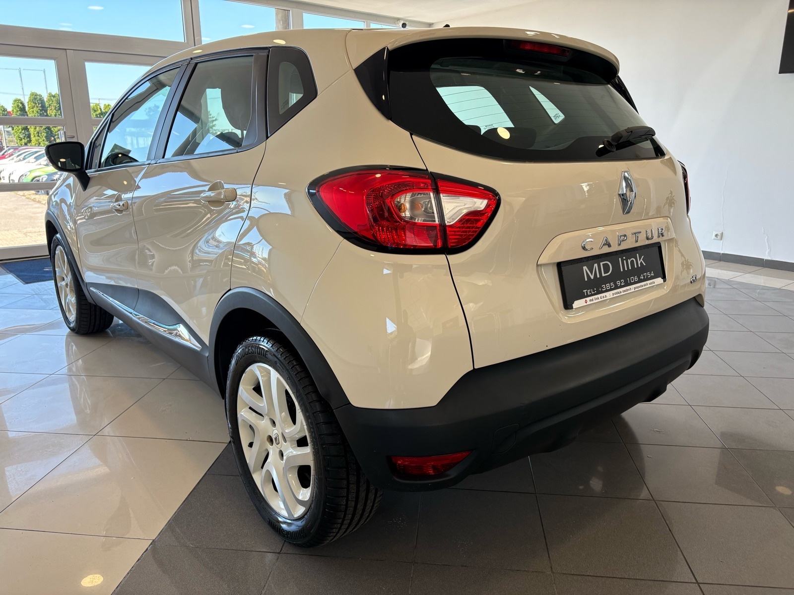 Renault Captur 1,5 dCi 90 Energy Zen, fotografija 4
