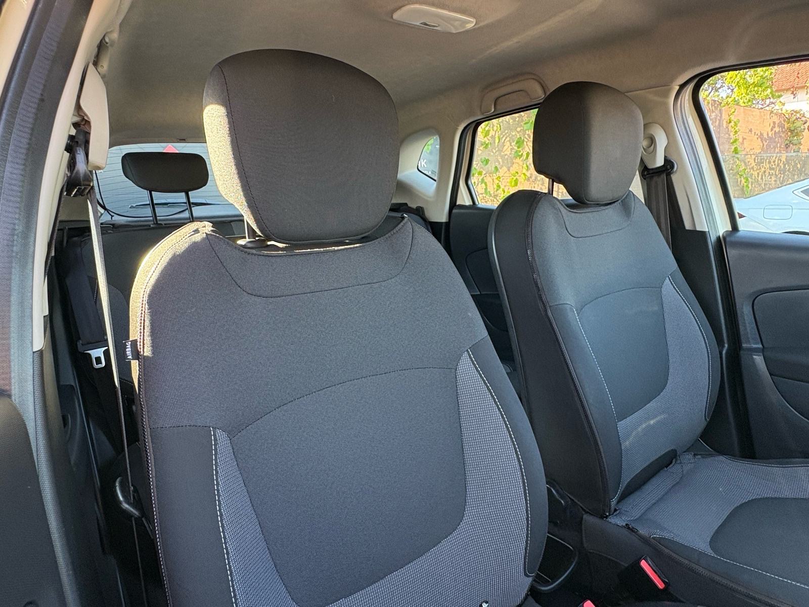 Renault Captur 1,5 dCi 90 Energy Zen, fotografija 20