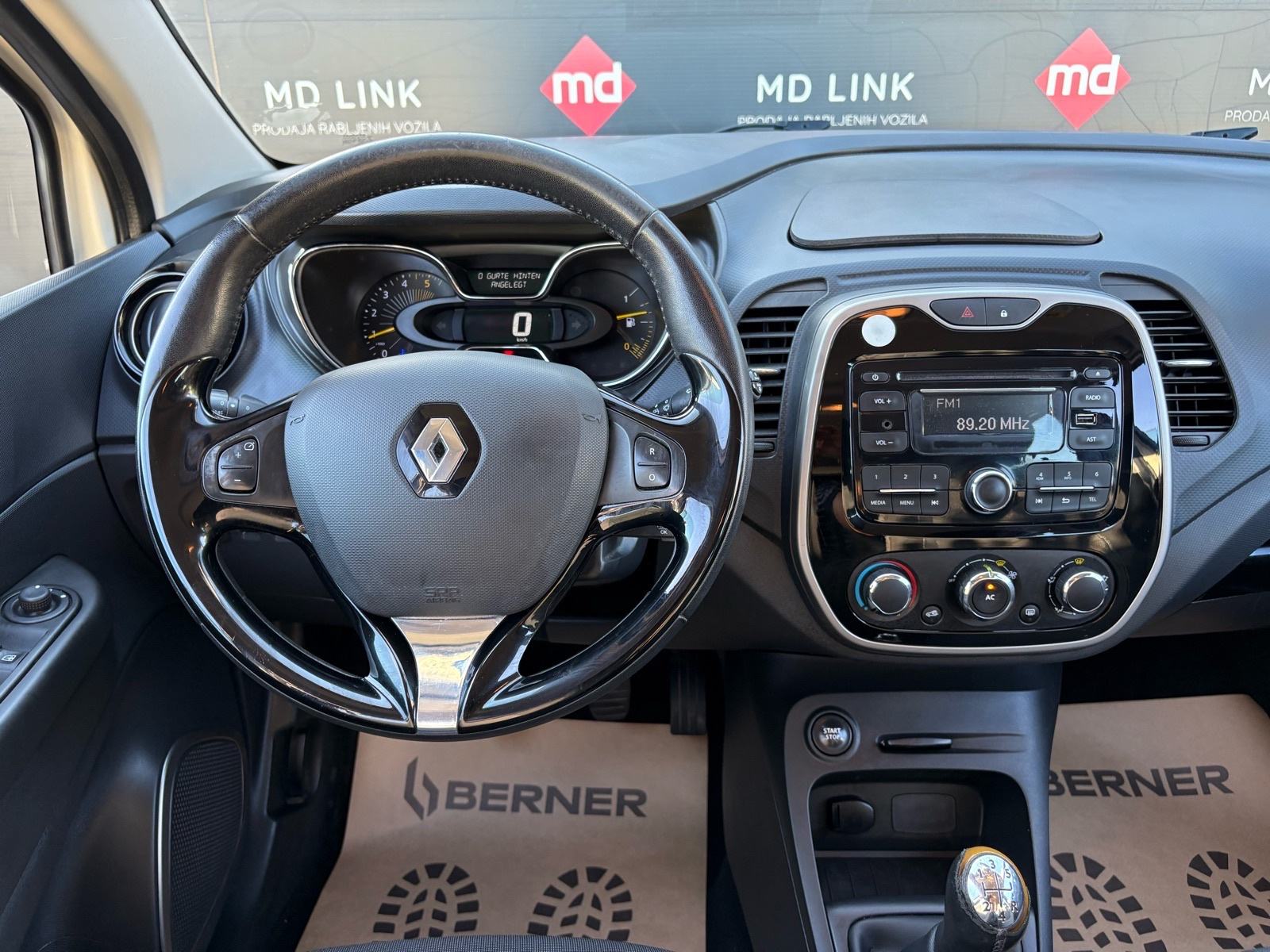 Renault Captur 1,5 dCi 90 Energy Zen, fotografija 9