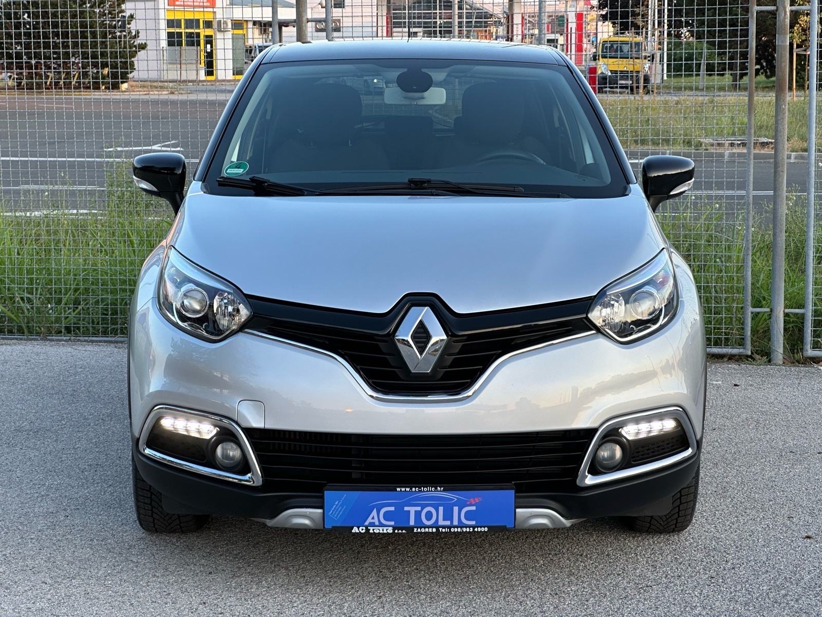Renault Captur 1.5 dCi 90 KS *LUXE* *NAVI* *TEMP* *TOP STANJE*, fotografija 2
