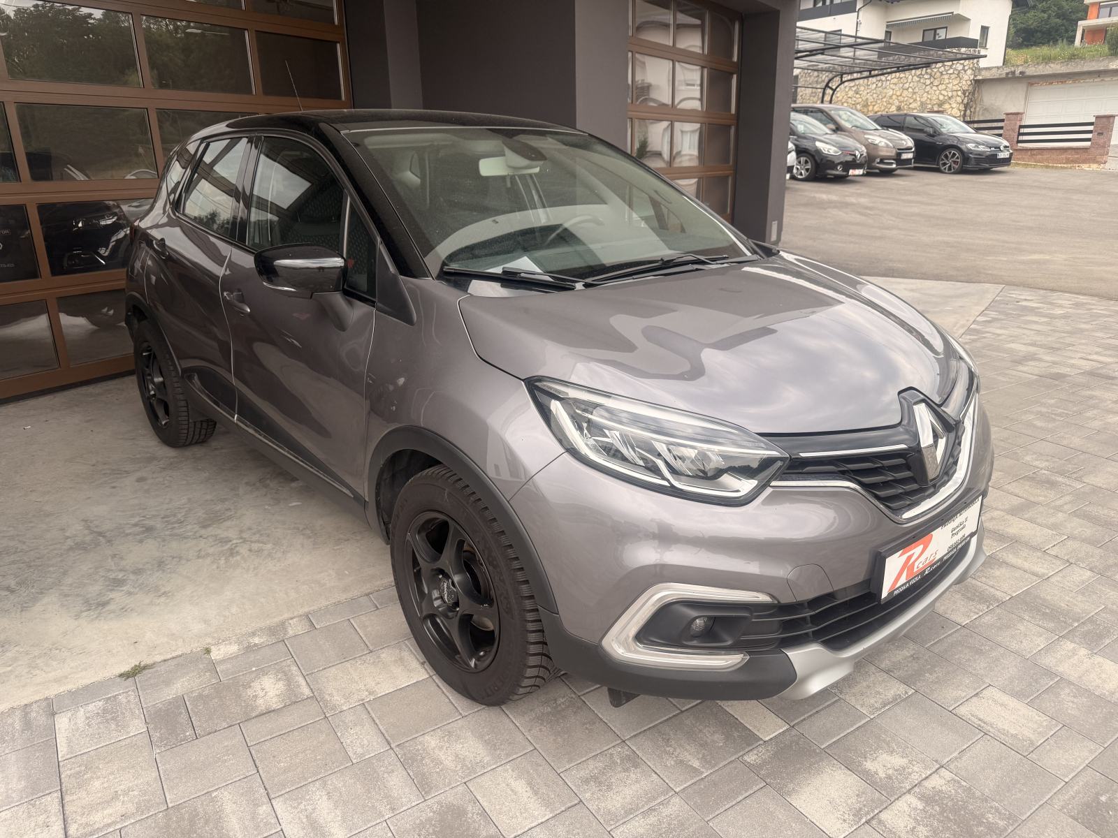 Renault Captur⭐1.5 dCi 90⭐ navigacija⭐ automatska klima⭐tempomat⭐, fotografija 1