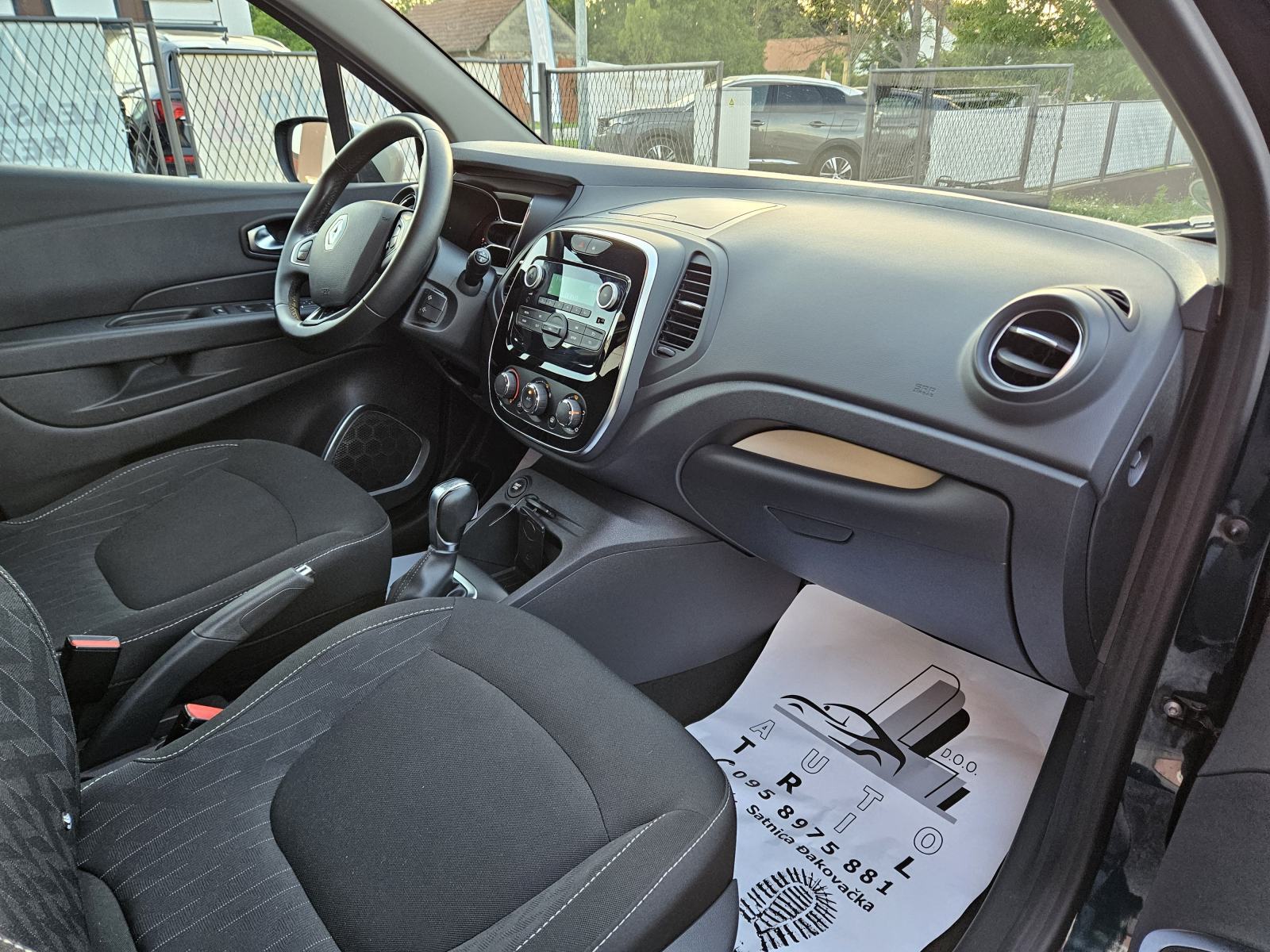 Renault Captur 1.5 dCi AUTOMATIC,LEASING BEZ UČEŠĆA I BEZ JAMACA, fotografija 15