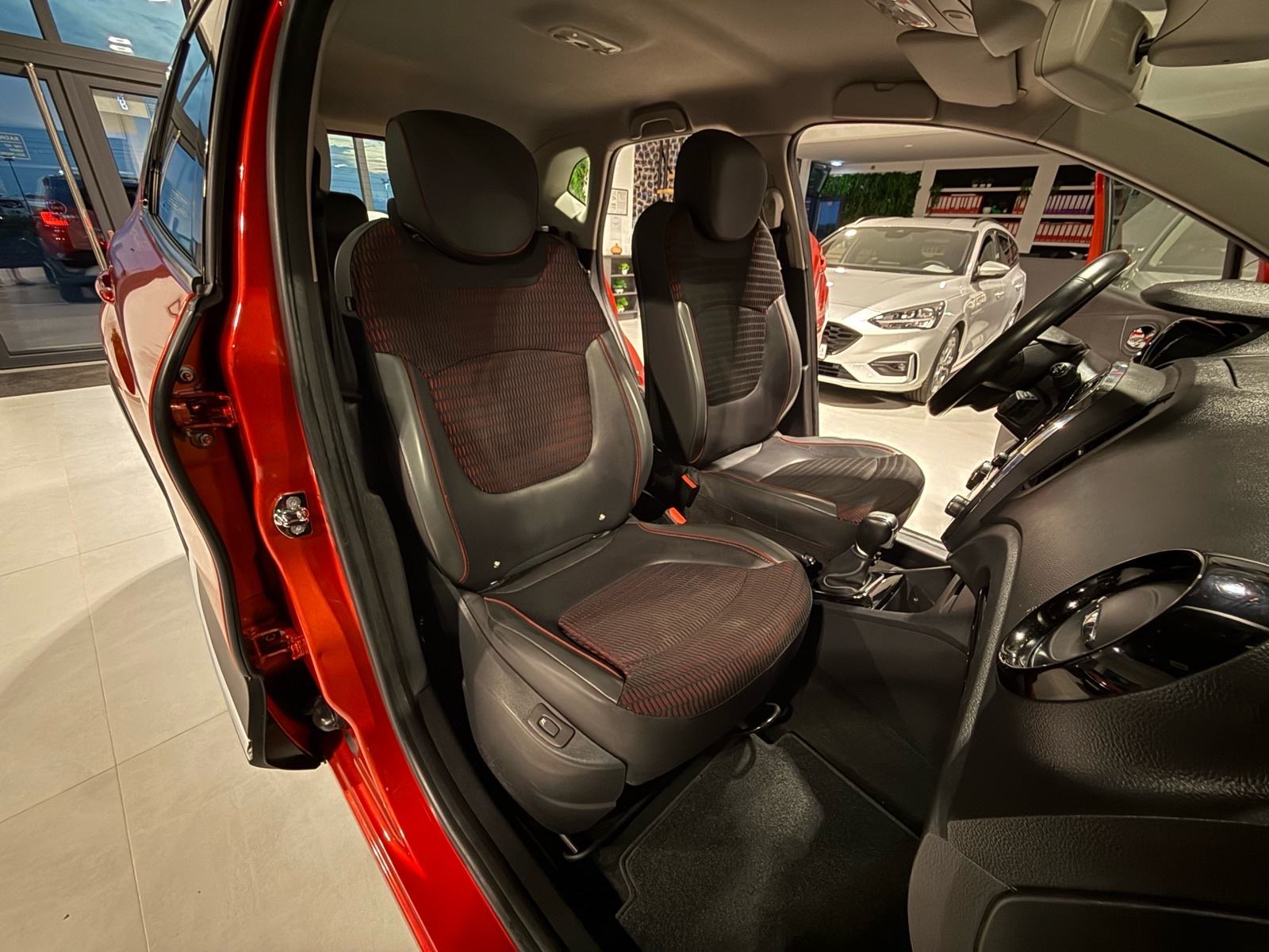 ⭐️RENAULT CAPTUR 1.5 DCI⭐️AUTOMATIK◼️HELLY HANSEN◼️3 GODINE JAMSTVA✅⭐️, fotografija 16