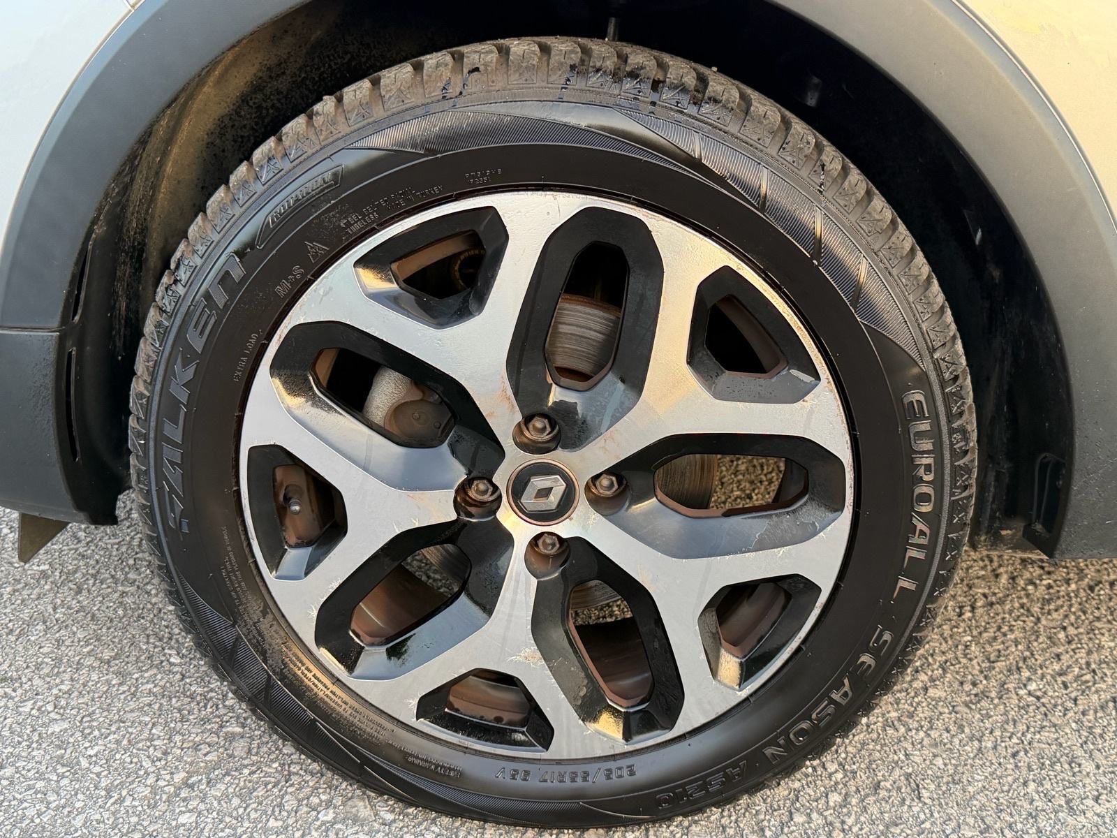 Renault Captur 1.5 DCI Intens AUTOMATIK - LED KAMERA NAVI *POTVRDA KM*, fotografija 19