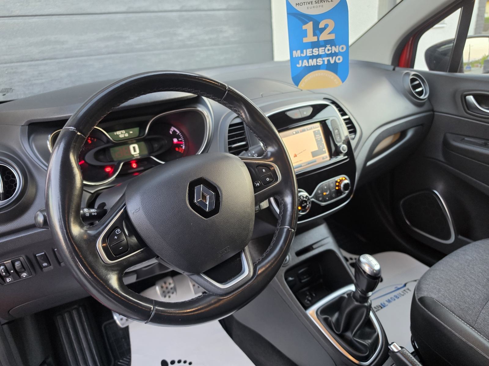 Renault Captur 1.5 dCi INTENS FULL LED KAMERA 81 KW **GARANCIJA**, fotografija 9