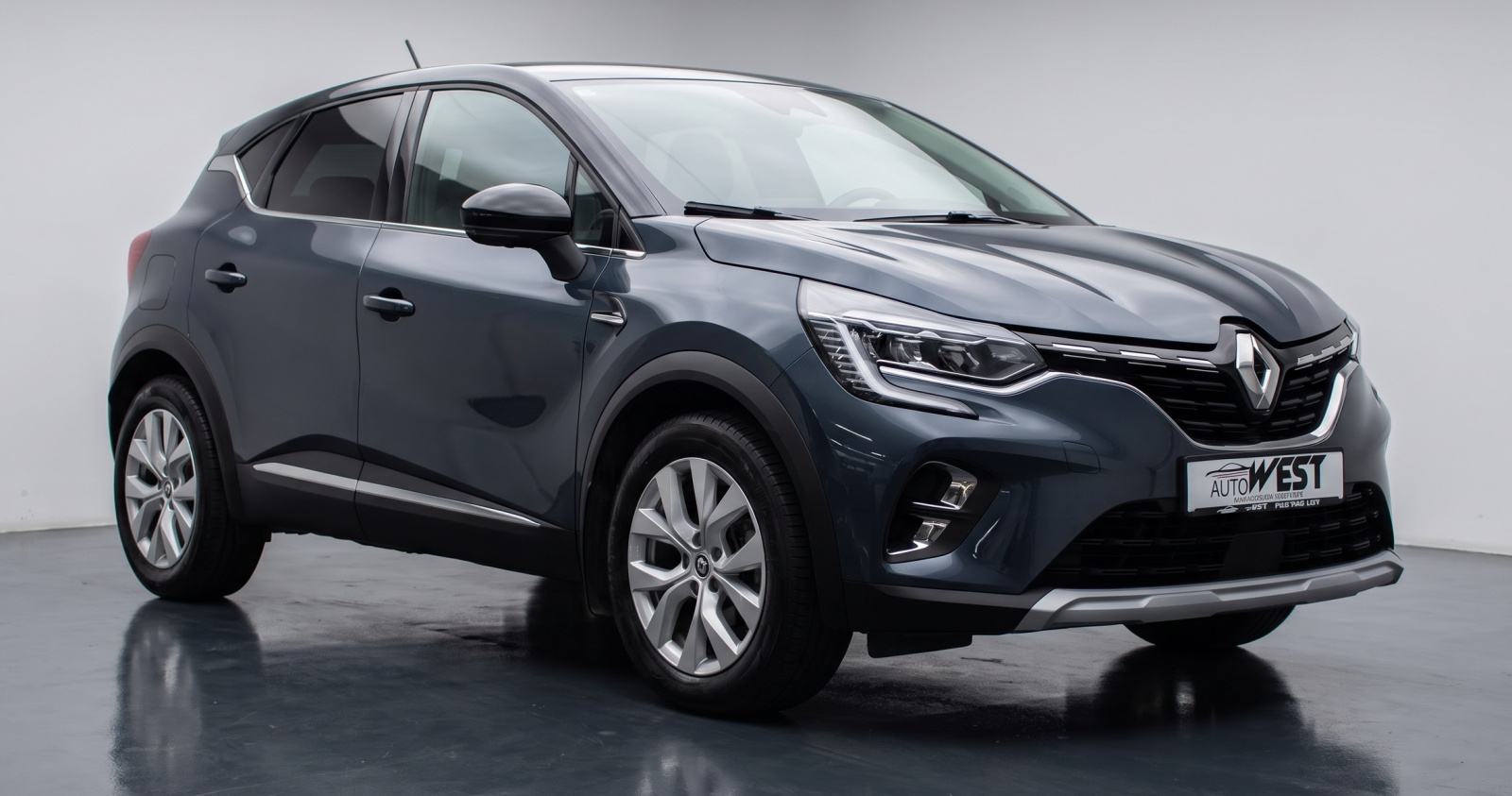 Renault Captur 1,5 dCi INTENS SAMO 70000 KM KAO NOV, fotografija 1