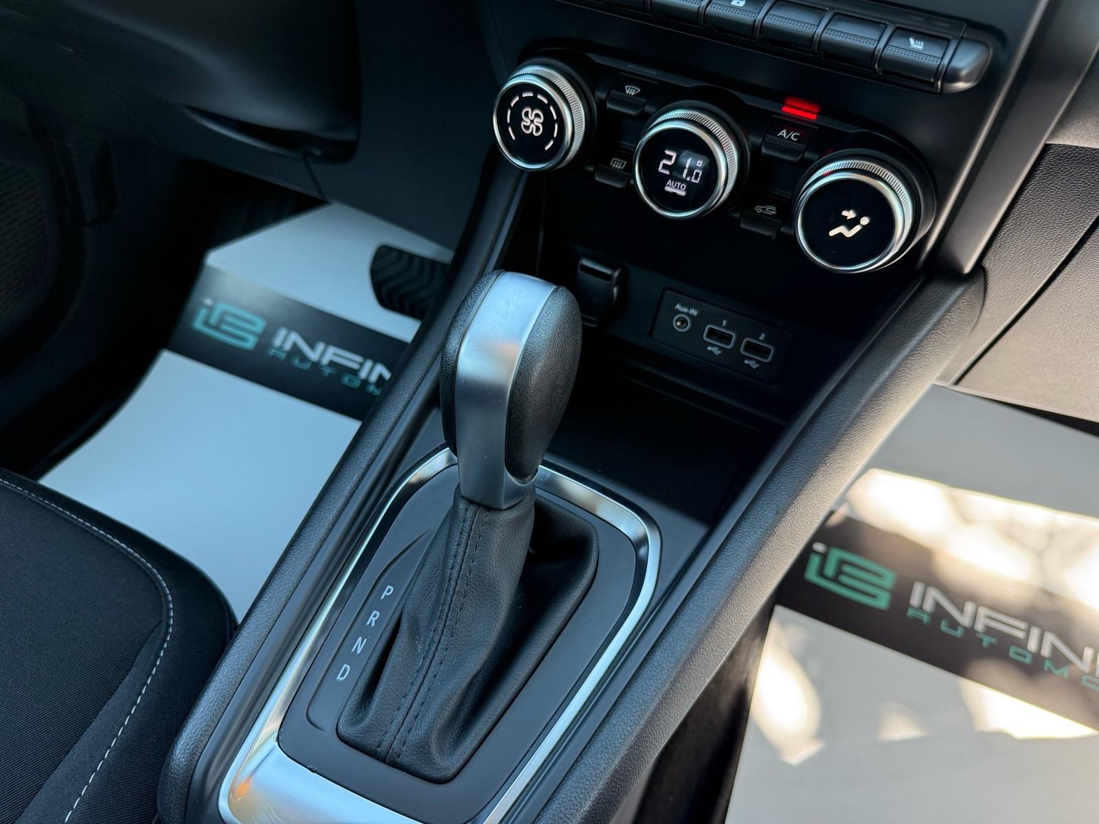 Renault Captur 1.5 dCi LEASING BEZ UČEŠĆA, NAV, AUTOMATIK, AUT.KLIMA, fotografija 17
