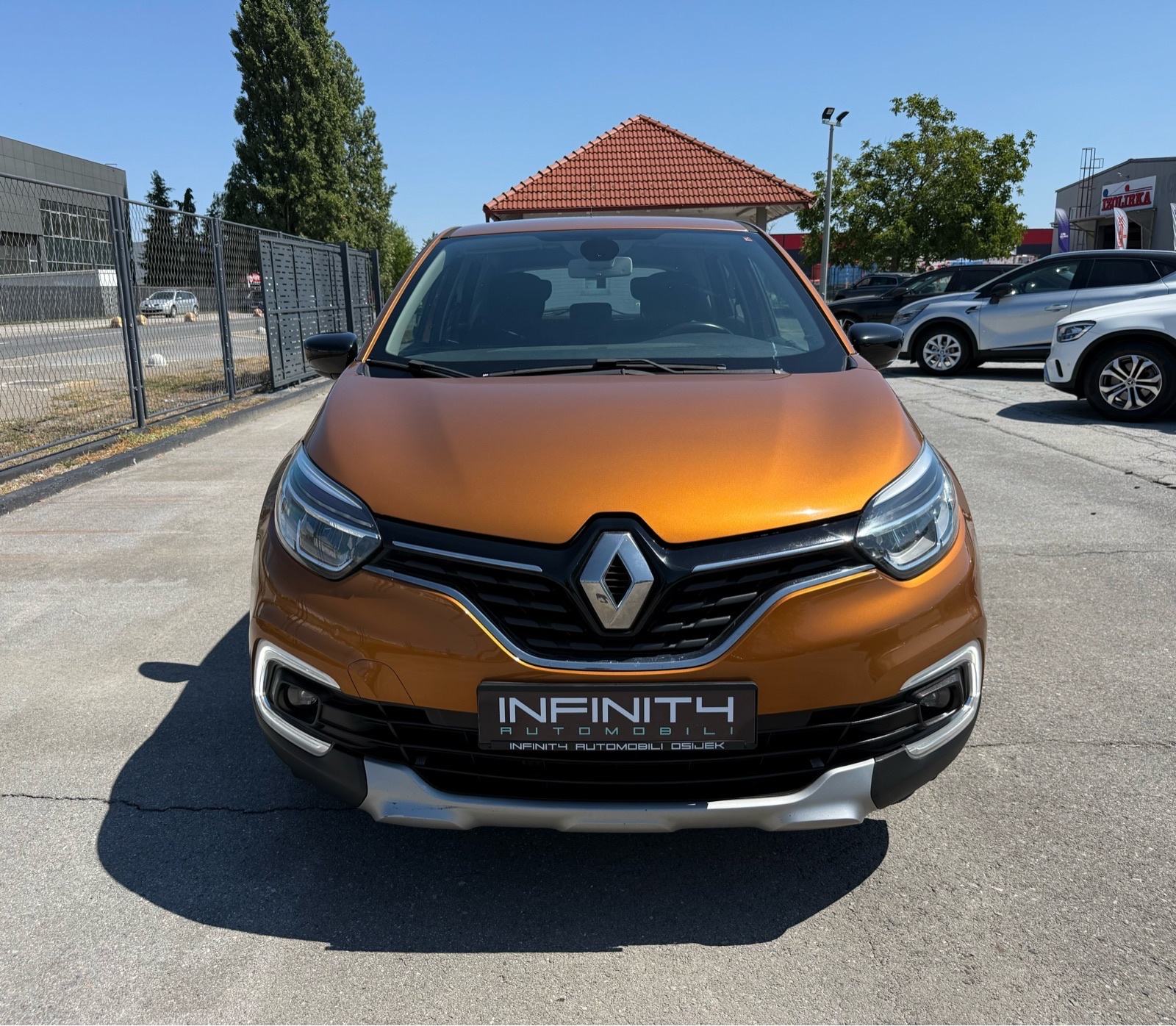 Renault Captur 1.5 dCi LEASING BEZ UČEŠĆA, NAVI, V. SERVIS, FULL LED, fotografija 3