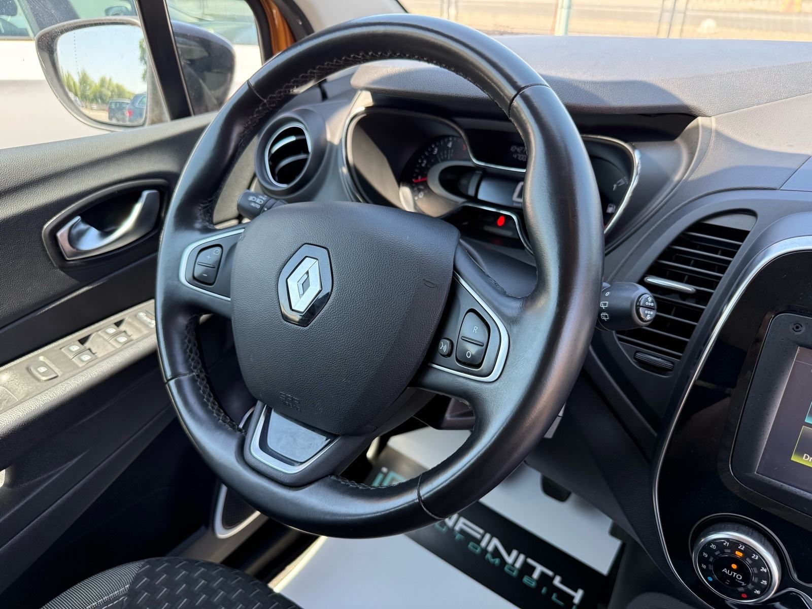 Renault Captur 1.5 dCi LEASING BEZ UČEŠĆA, NAVI, V. SERVIS, FULL LED, fotografija 20