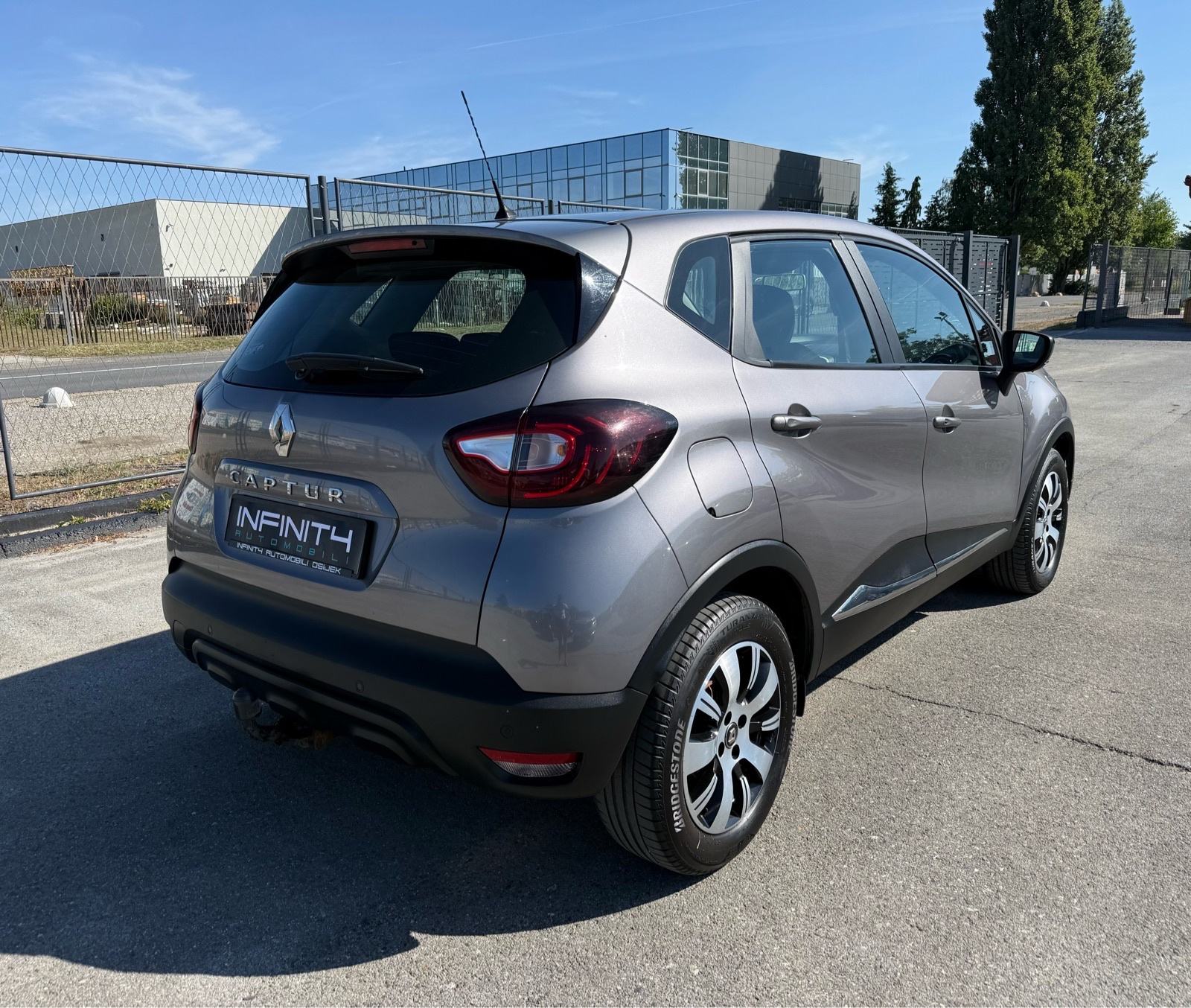 Renault Captur 1.5 dCi LEASING RATA 215€, NAVI, V. SERVIS, REG: 07/27, fotografija 7