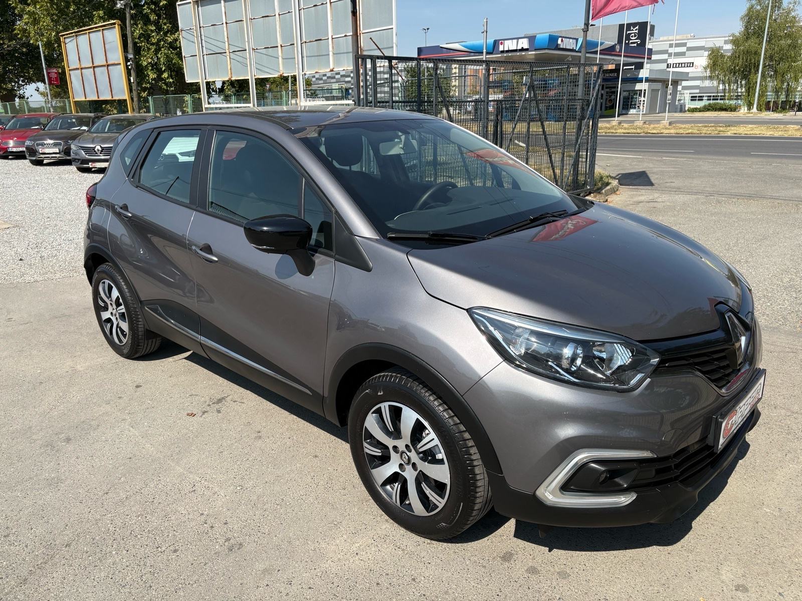 Renault Captur 1,5 dCi NAVI - KLIMA - LEASING RATA 218 €, fotografija 8