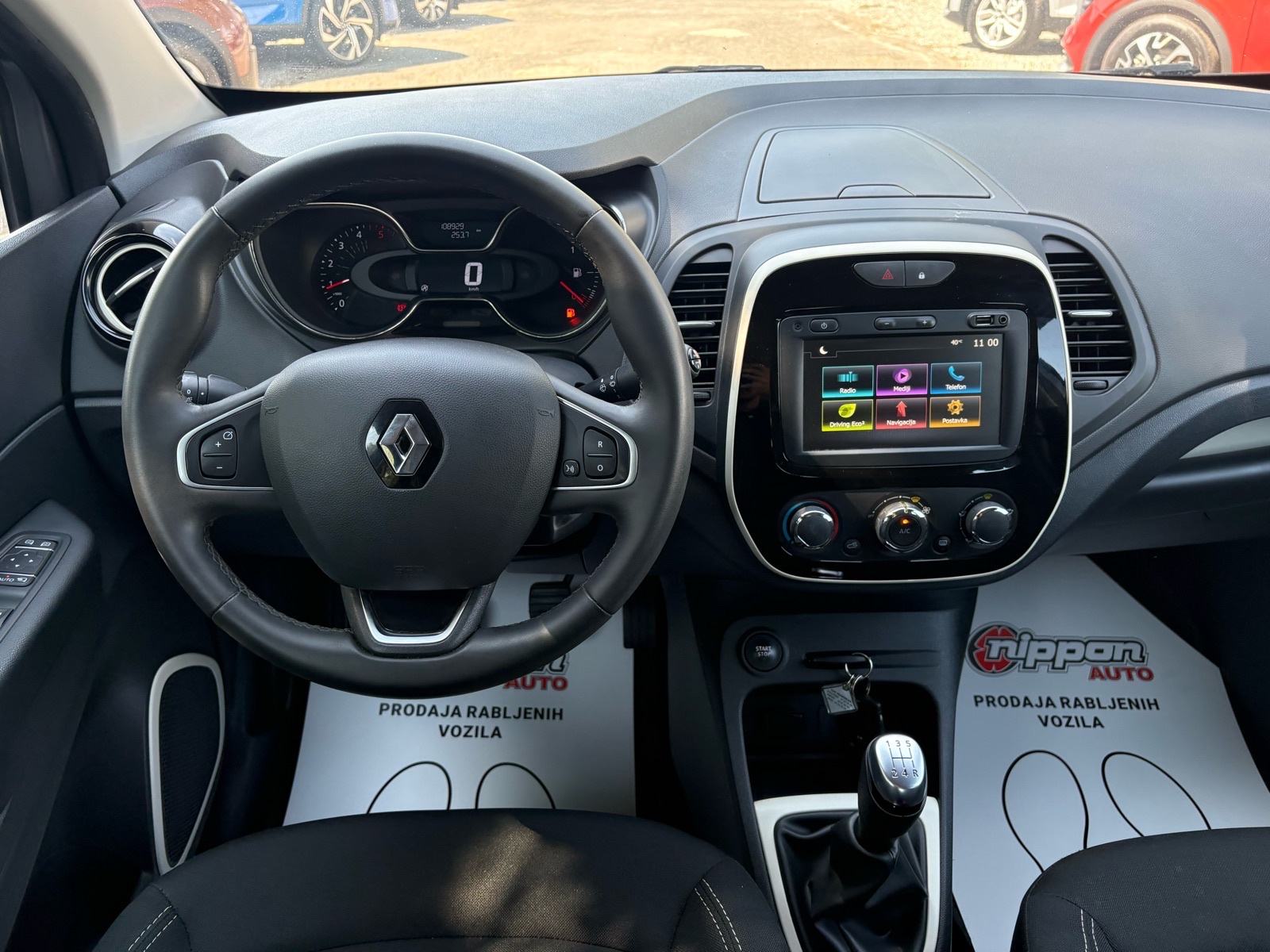 Renault Captur 1,5 dCi NAVI - KLIMA - LEASING RATA 218 €, fotografija 13