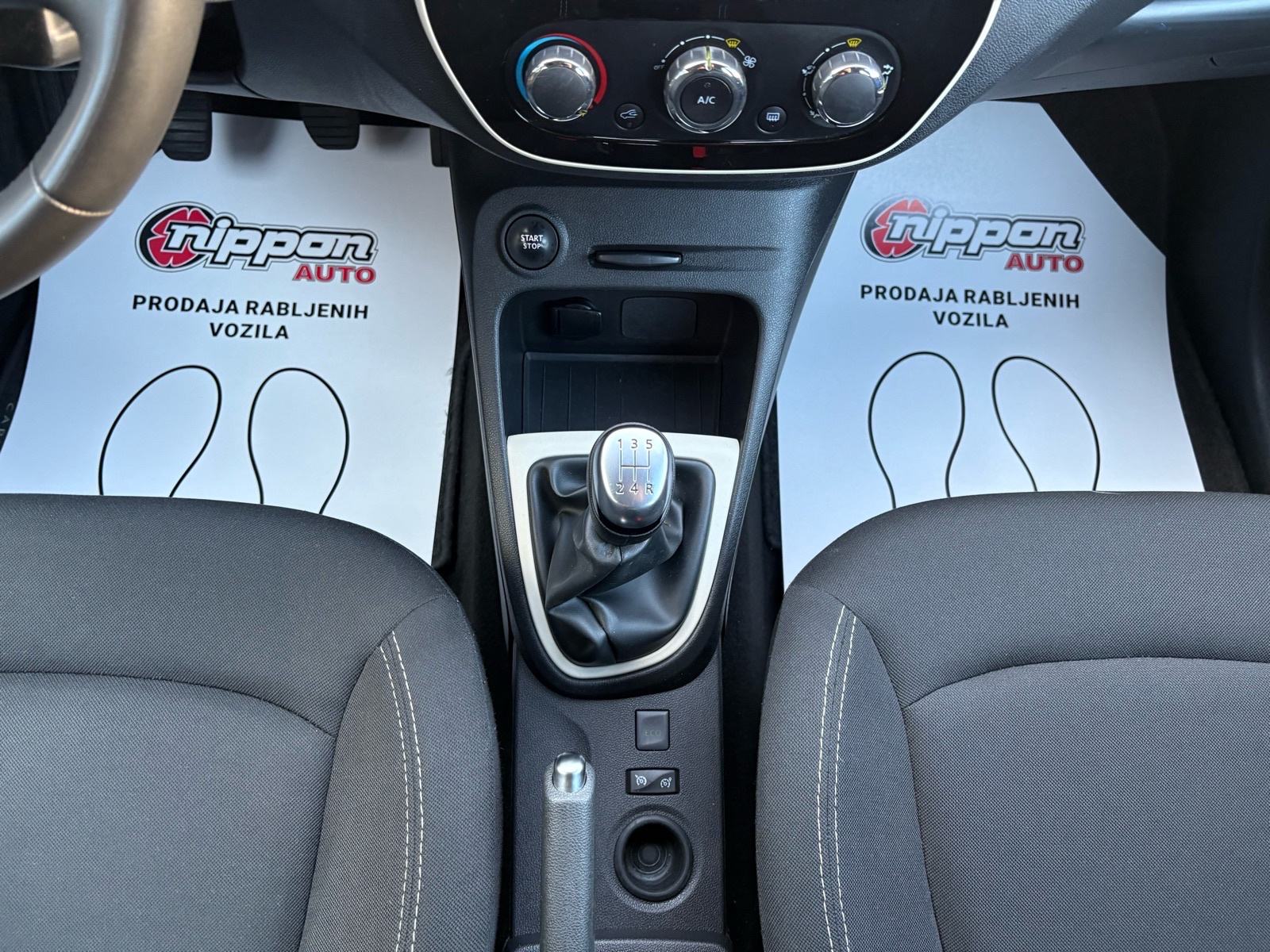 Renault Captur 1.5 dCi NAVI - KLIMA - LEASING RATA OD: 227,00 €, fotografija 16
