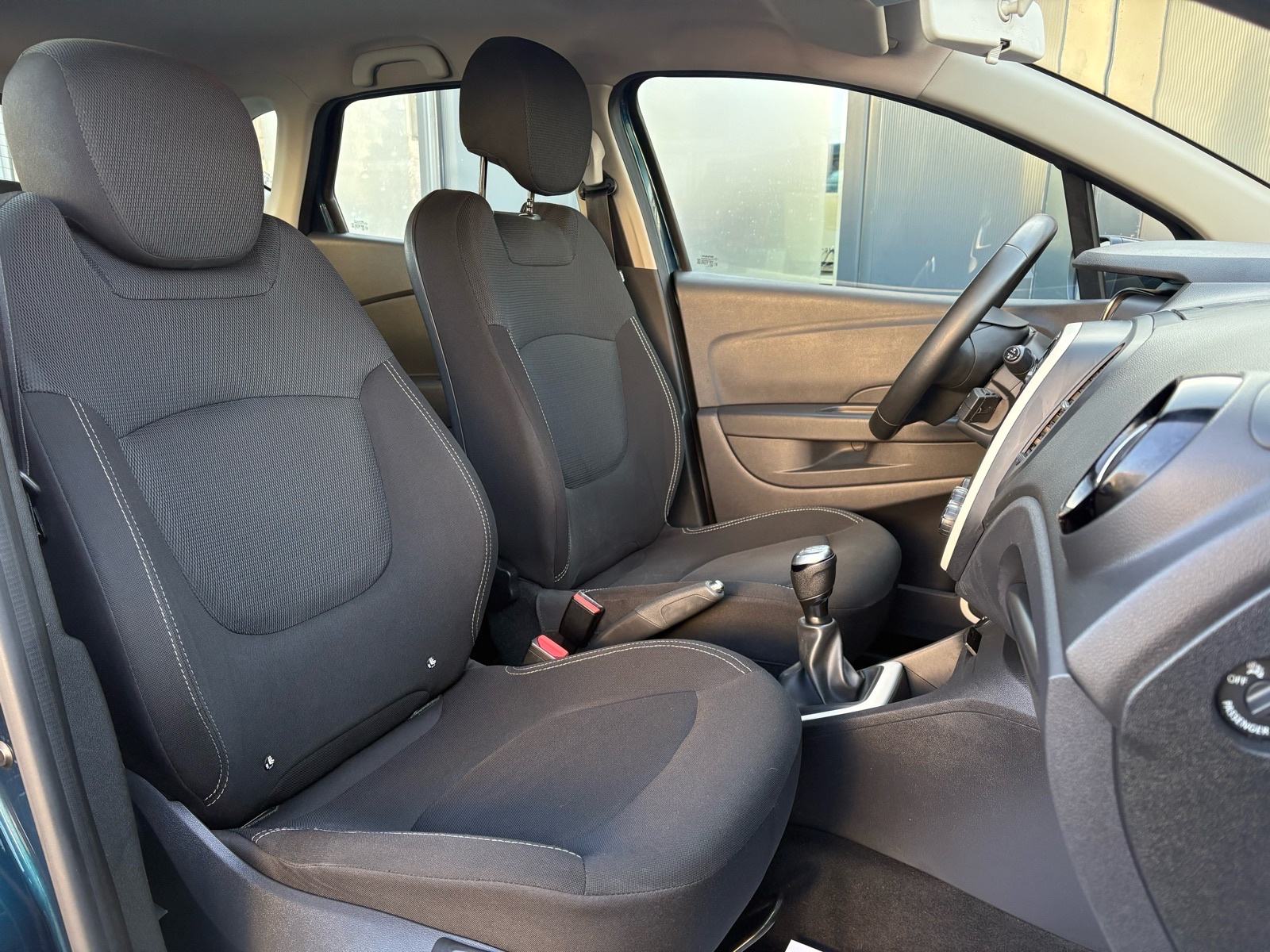 Renault Captur 1.5 dCi NAVI - KLIMA - LEASING RATA OD: 227,00 €, fotografija 20