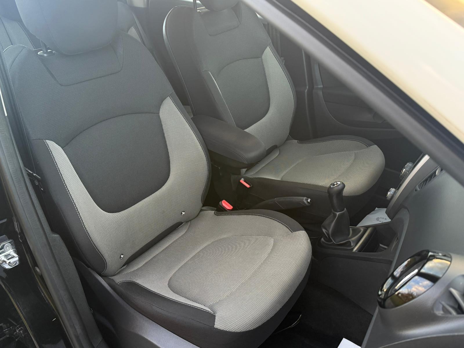 Renault Captur 1.5 DCI, *MF volan*, fotografija 14