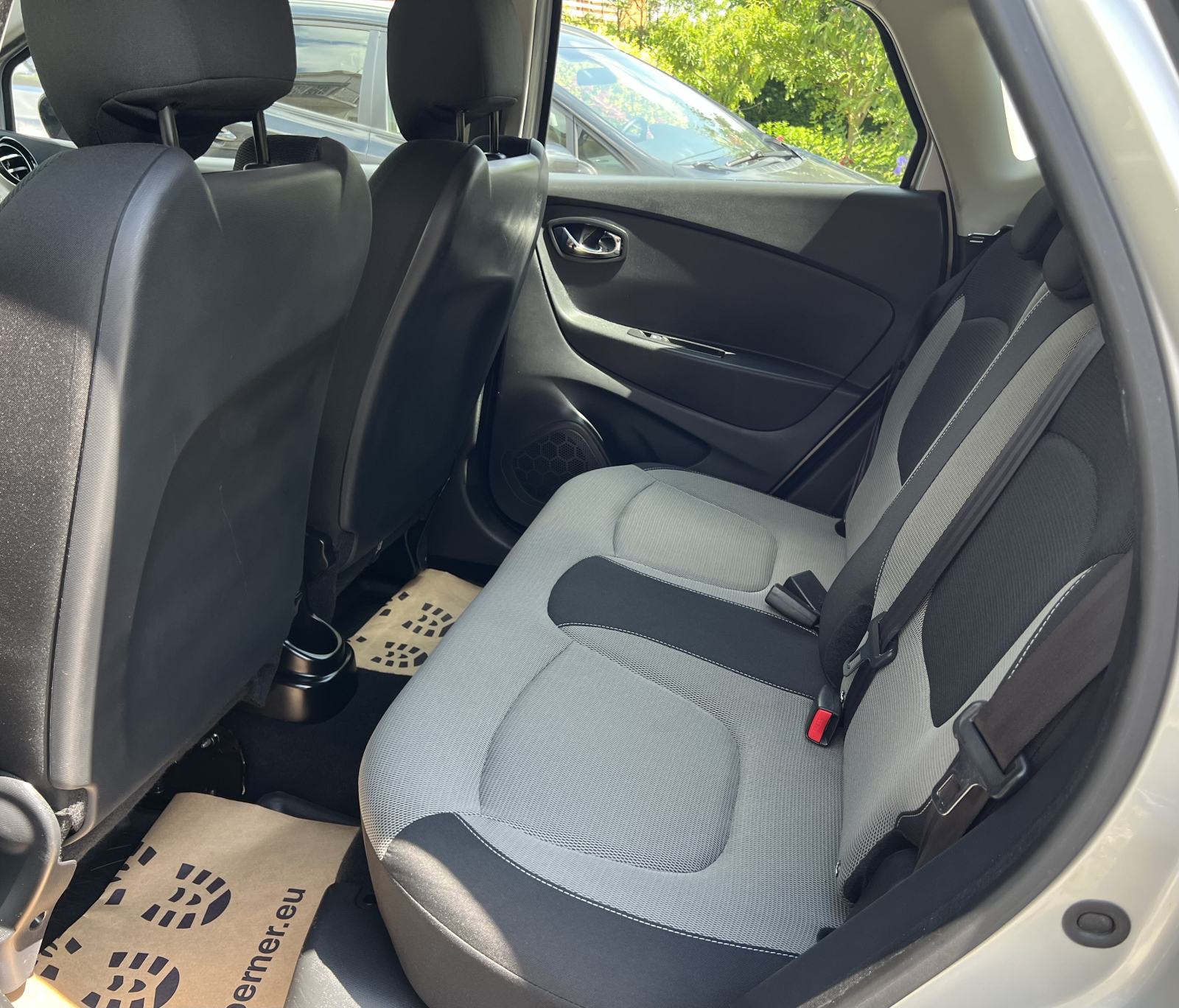 Renault Captur 1.5dCi 90ks, 2015.god, samo 90tkm, NAVI, LED, TOP, fotografija 13