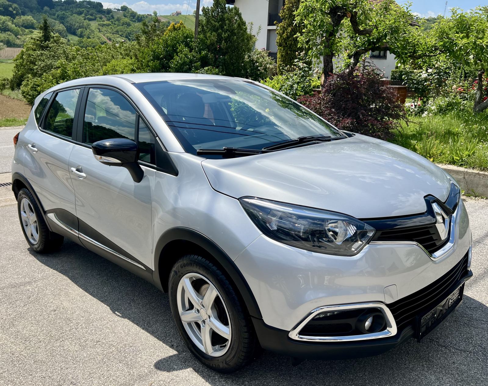 Renault Captur 1.5dCi 90ks, 2015.god, samo 90tkm, NAVI, LED, TOP, fotografija 9